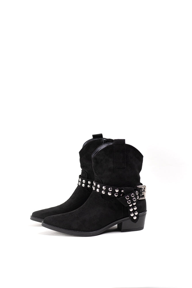 Botas Cowboy con detalles metálicos para mujer, refinamiento y audacia en cada paso