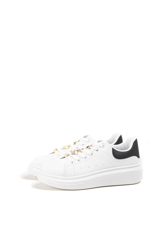 Zapatillas blancas para mujer con detalles dorados,elegancia casual para el día a día