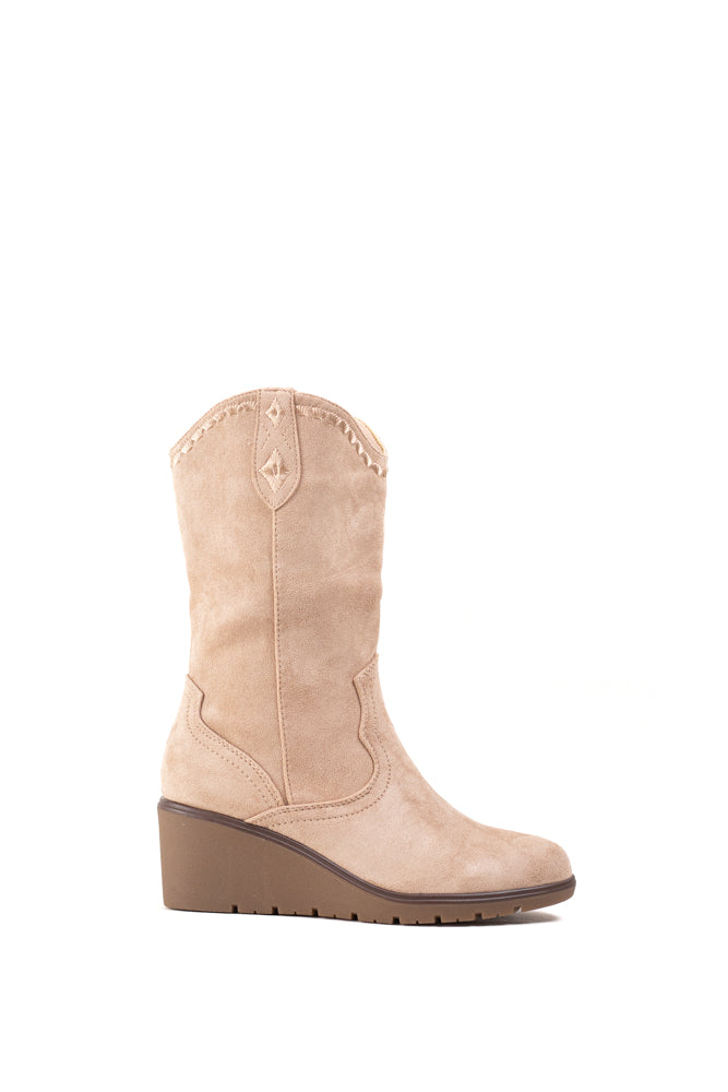 Botas Cowboy de mujer en tono beige suave con detalles bordados