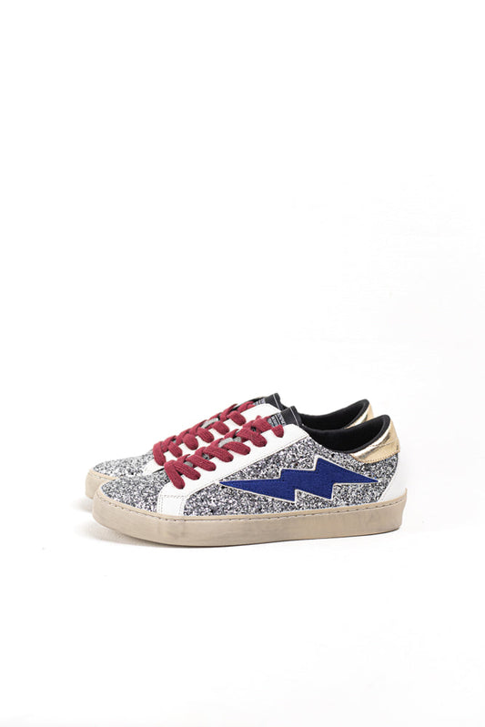 Zapatillas Casual para Mujer con Detalles Brillantes y Estrella Azul, combina confort y estilo.Corina