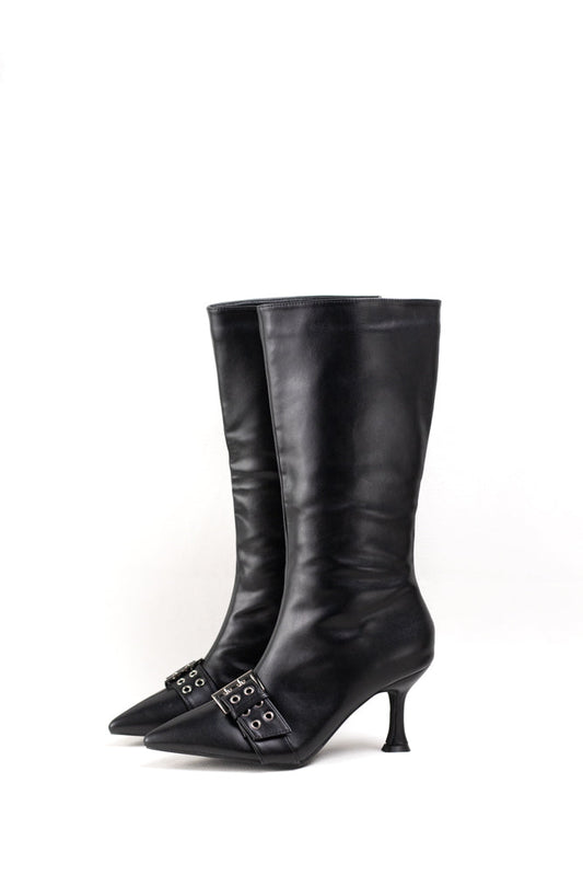 Botas Altas de color negro para mujer, sofisticación y estilo con detalles metálicos