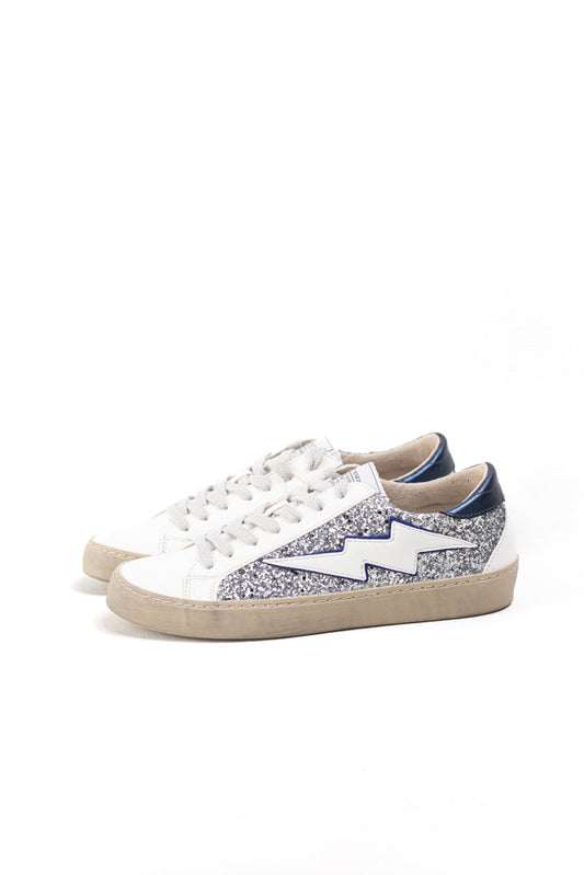 Zapatillas Casual para Mujer con Detalles Brillantes y Estrella Azul, combina confort y estilo.Corina