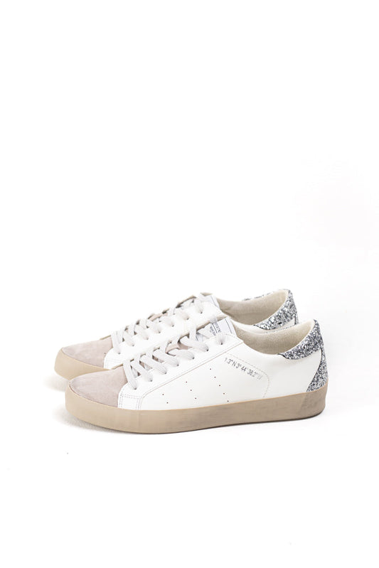 Zapatilla deportiva estilo retro en combinación de materiales Corina