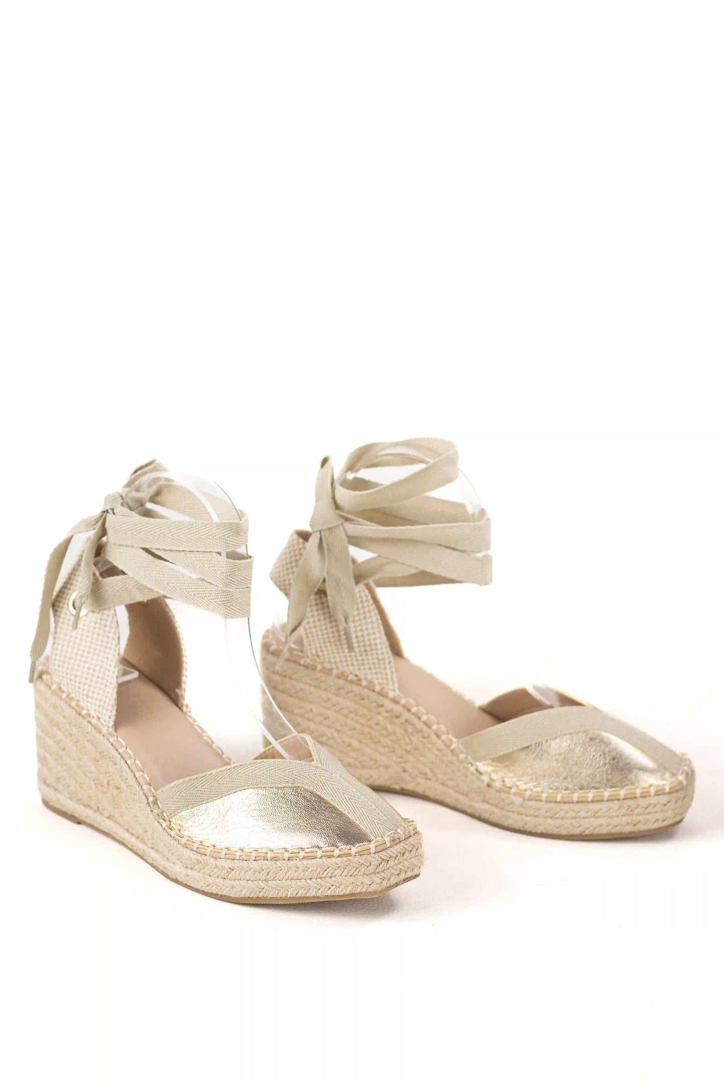 sandalias de cunas en yute suela antideslizante estilo alpargata y cintas al tobillo alpargatas color Doradas talla 39