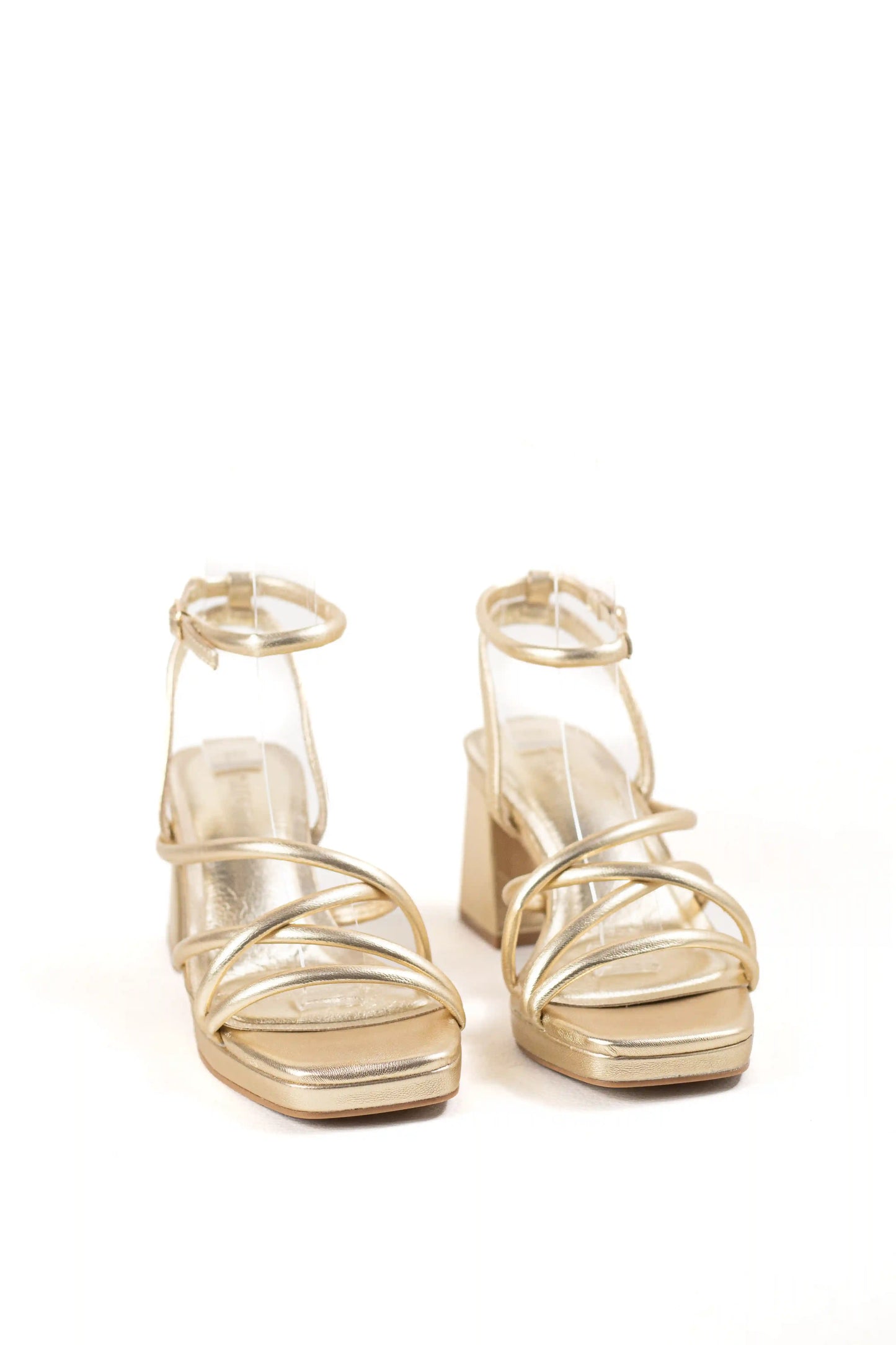 sandalias de tacon bloque con tiras finas y pulsera ajustable sandalias color Doradas talla 37