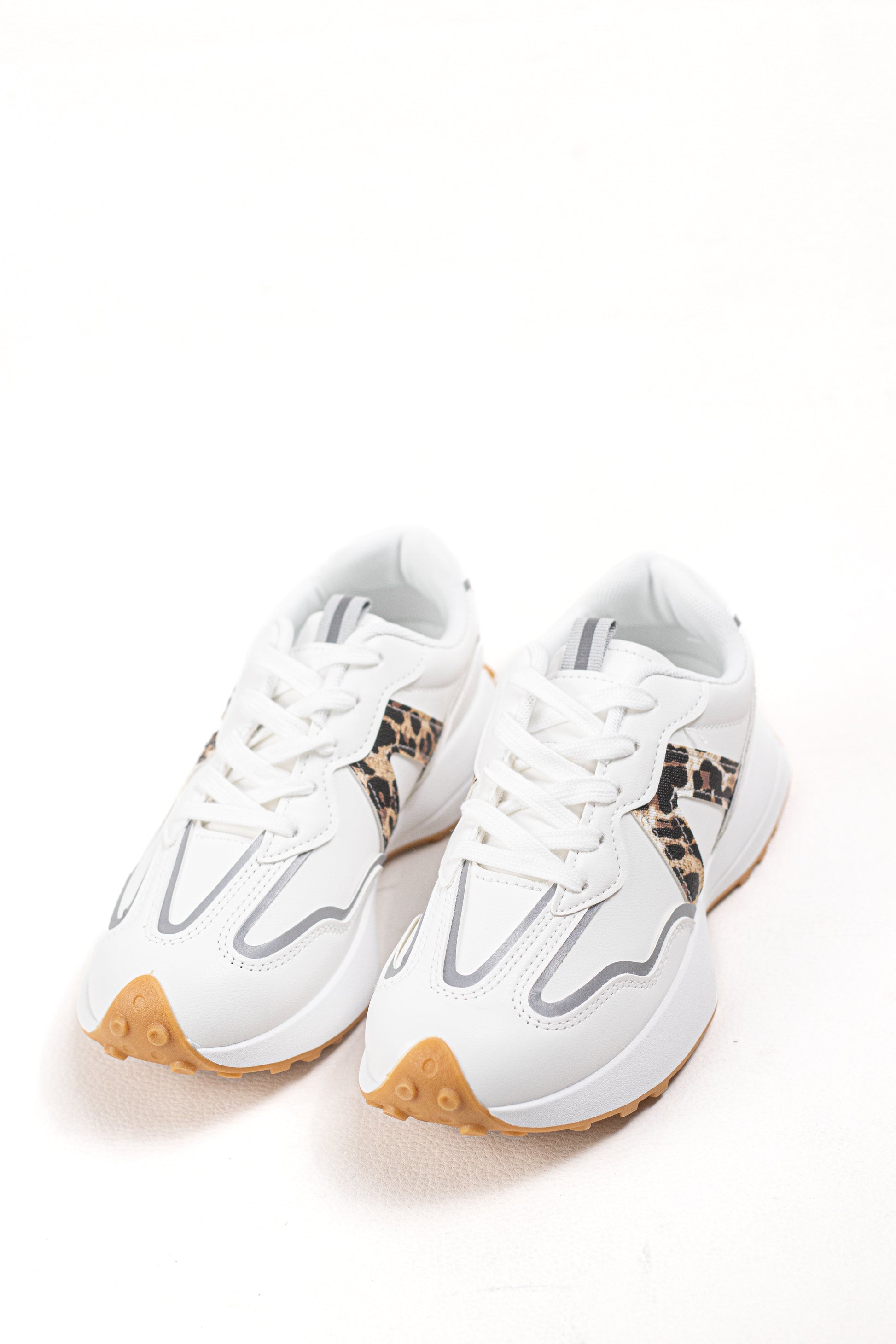zapatillas deportivas con suela de goma y detalles animal print diseno urbano y comodo zapatillas color leopardo talla 37