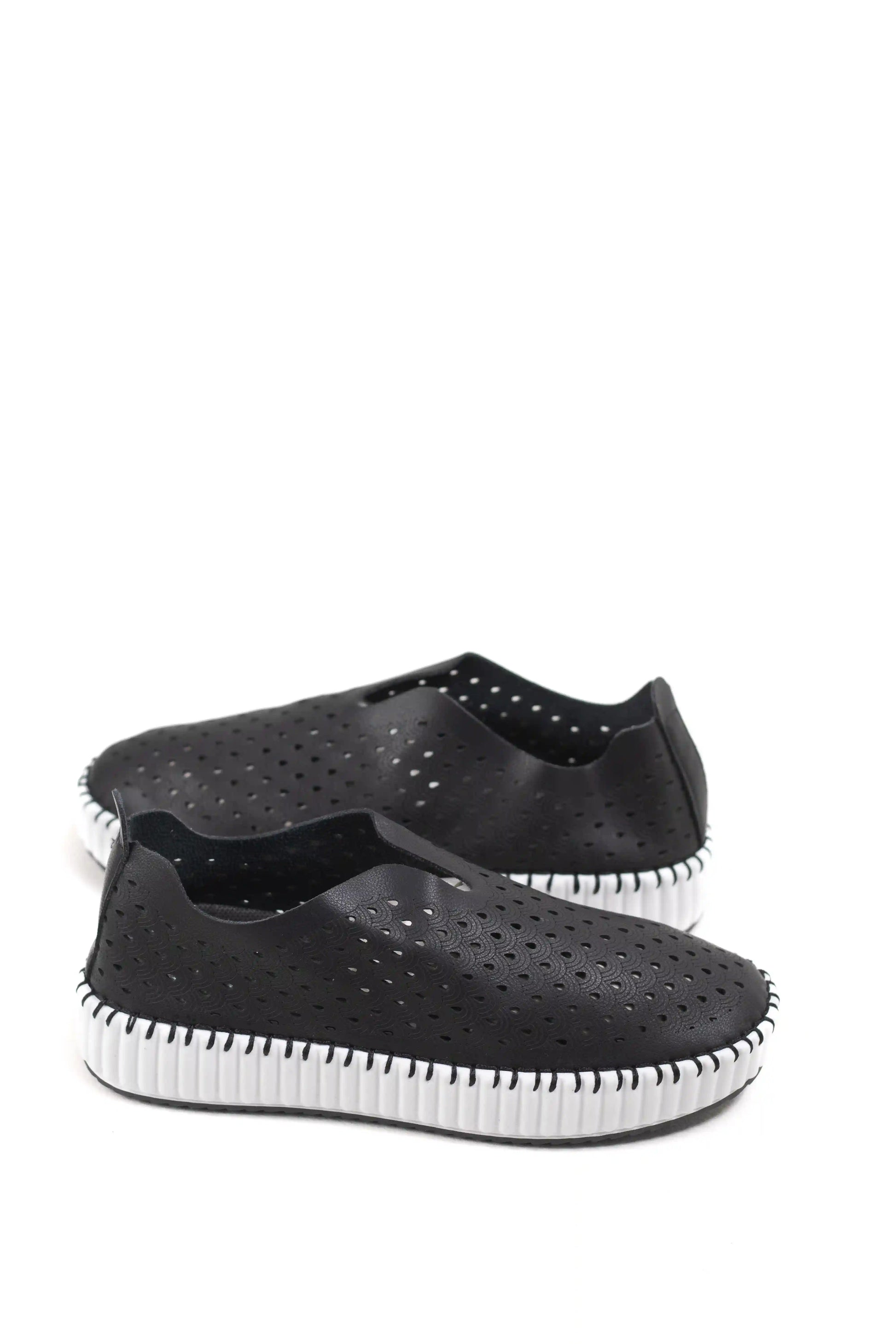 zapatillas slip on con diseno perforado y suela flexible comodidad casual diaria color Negras talla 38
