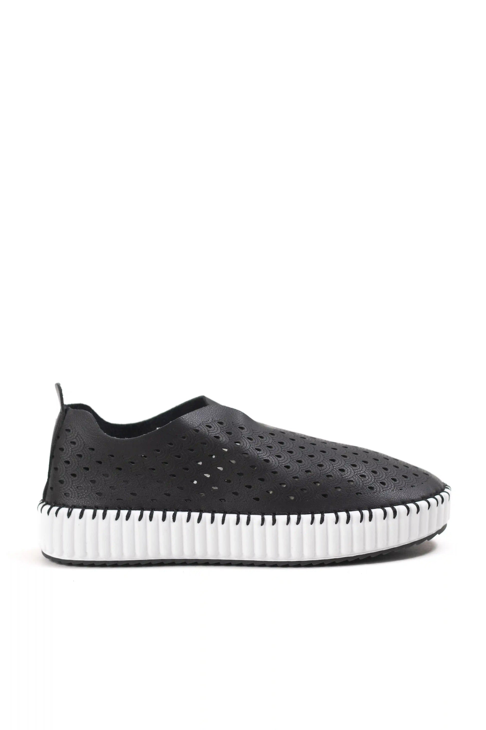 zapatillas slip on con diseno perforado y suela flexible comodidad casual diaria color Negras talla 39