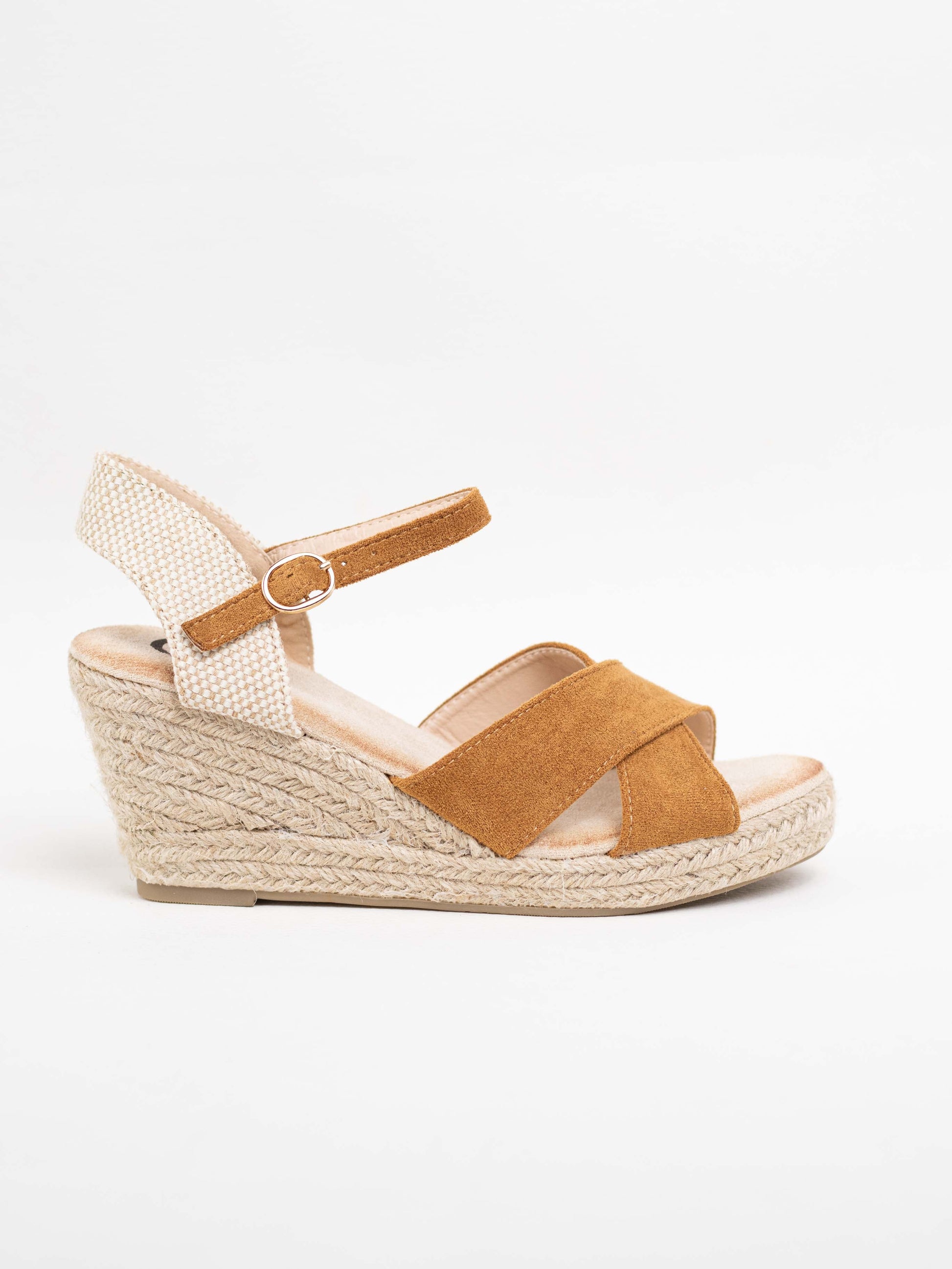 sandalias cunas esparto con tiras cruzadas Camel 40