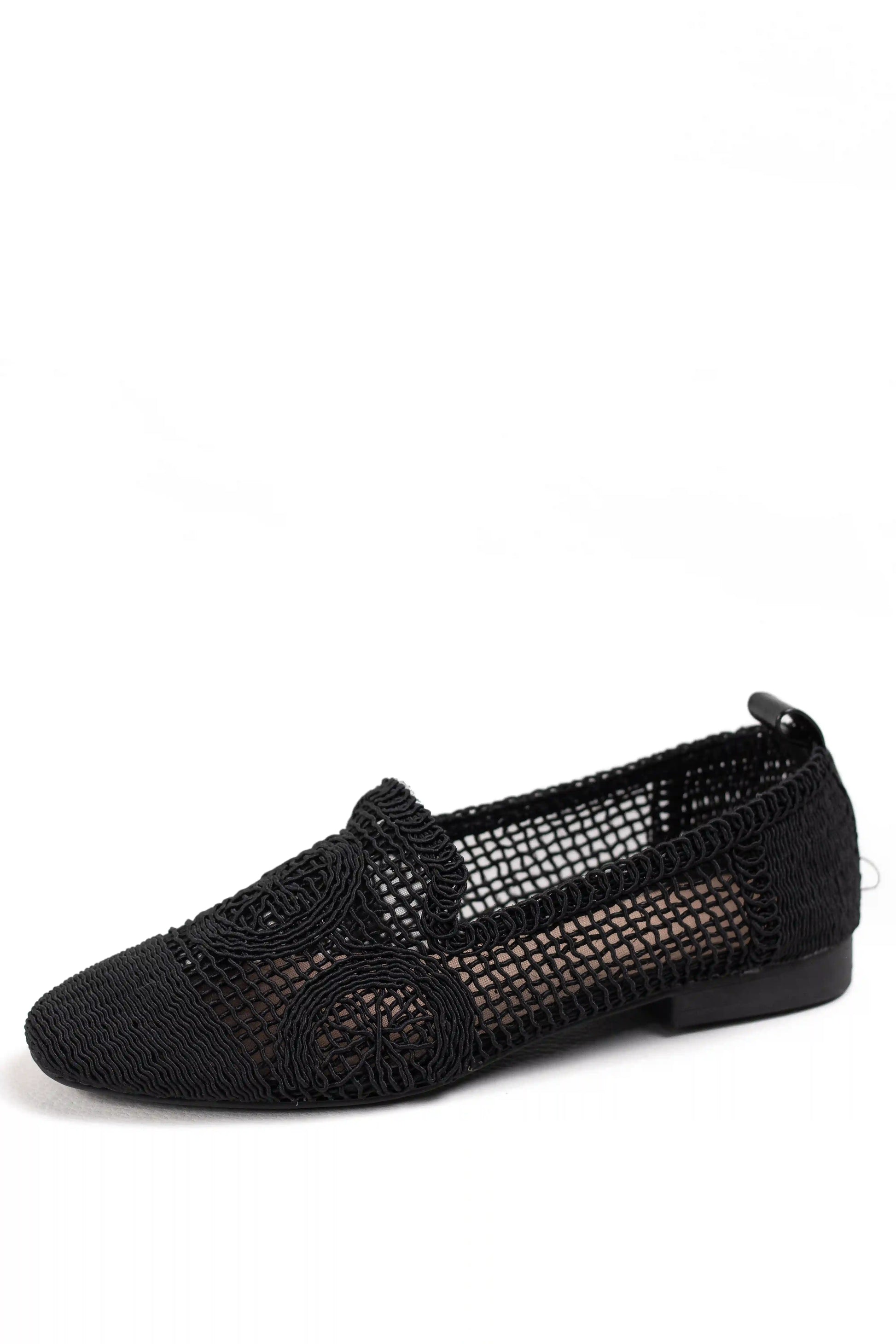 mocasines de malla calada con diseno artesanal y suela plana color Negro talla 38
