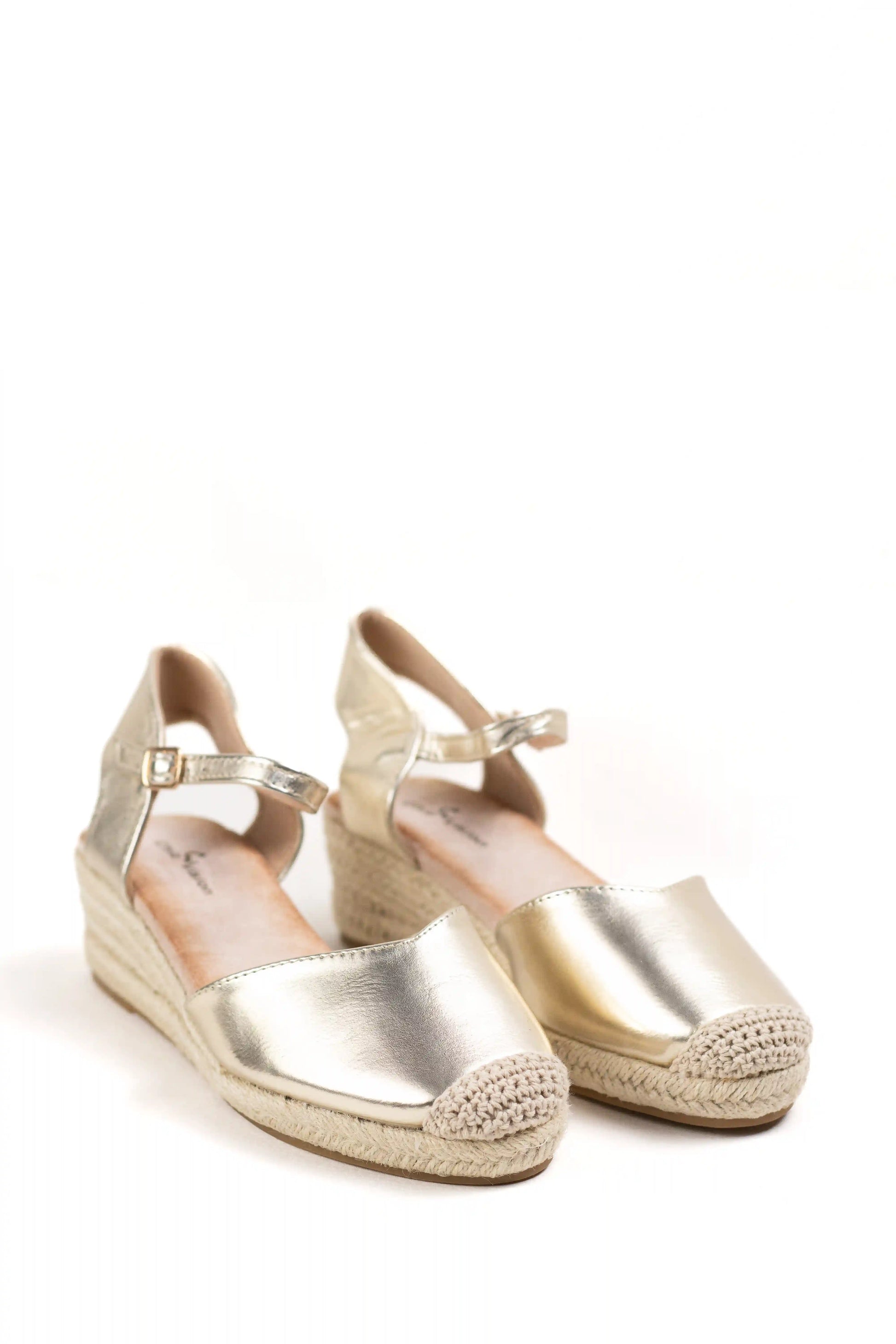 alpargatas de cuna baja con plataforma de rafia con pulsera ajustable y suela trenzada alpargatas color Doradas talla 37