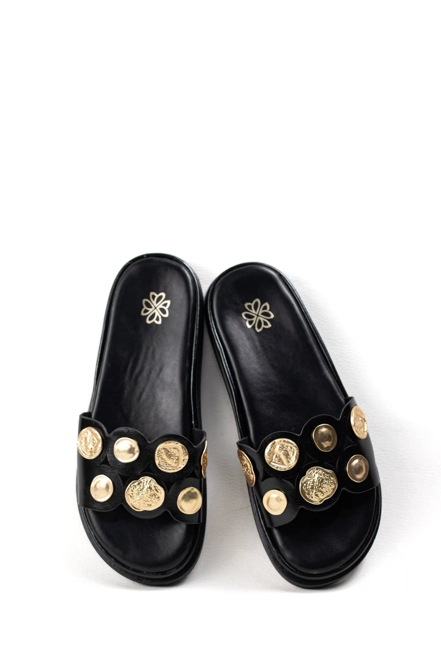 sandalias planas con detalles dorados y diseno elegante color Negro talla 38