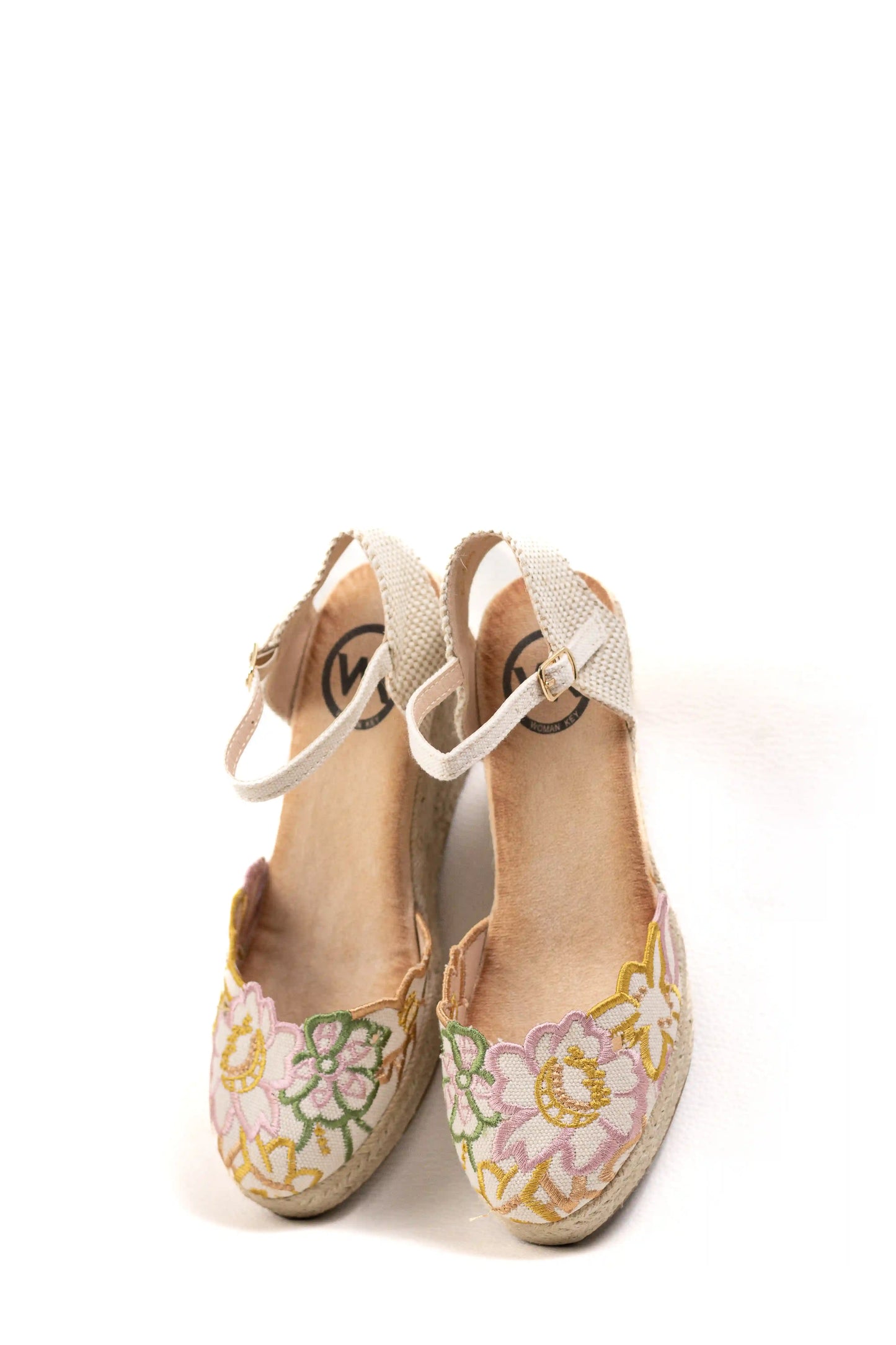 alpargatas cuna plataforma con bordado floral y plantilla acolchada color Rosa talla 38