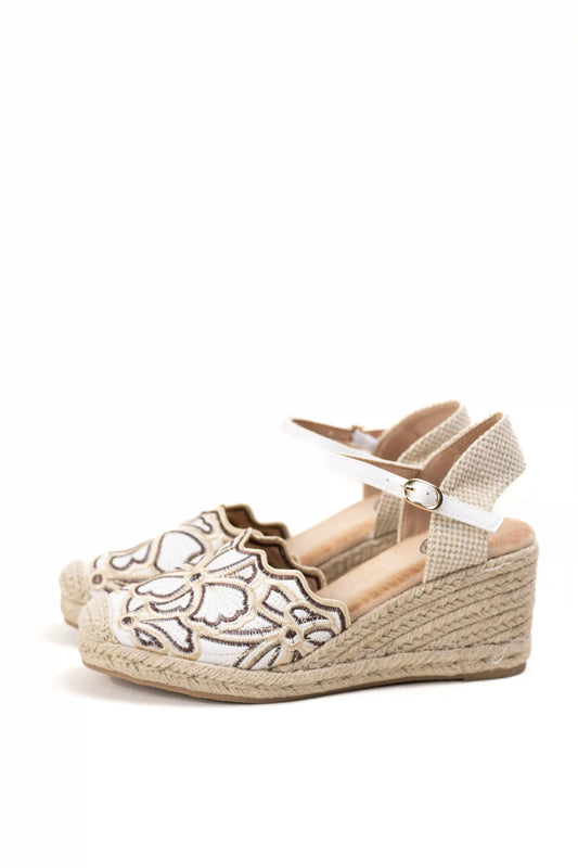 alpargatas cuna plataforma con bordado artesanal y plantilla acolchada color Beige talla 41