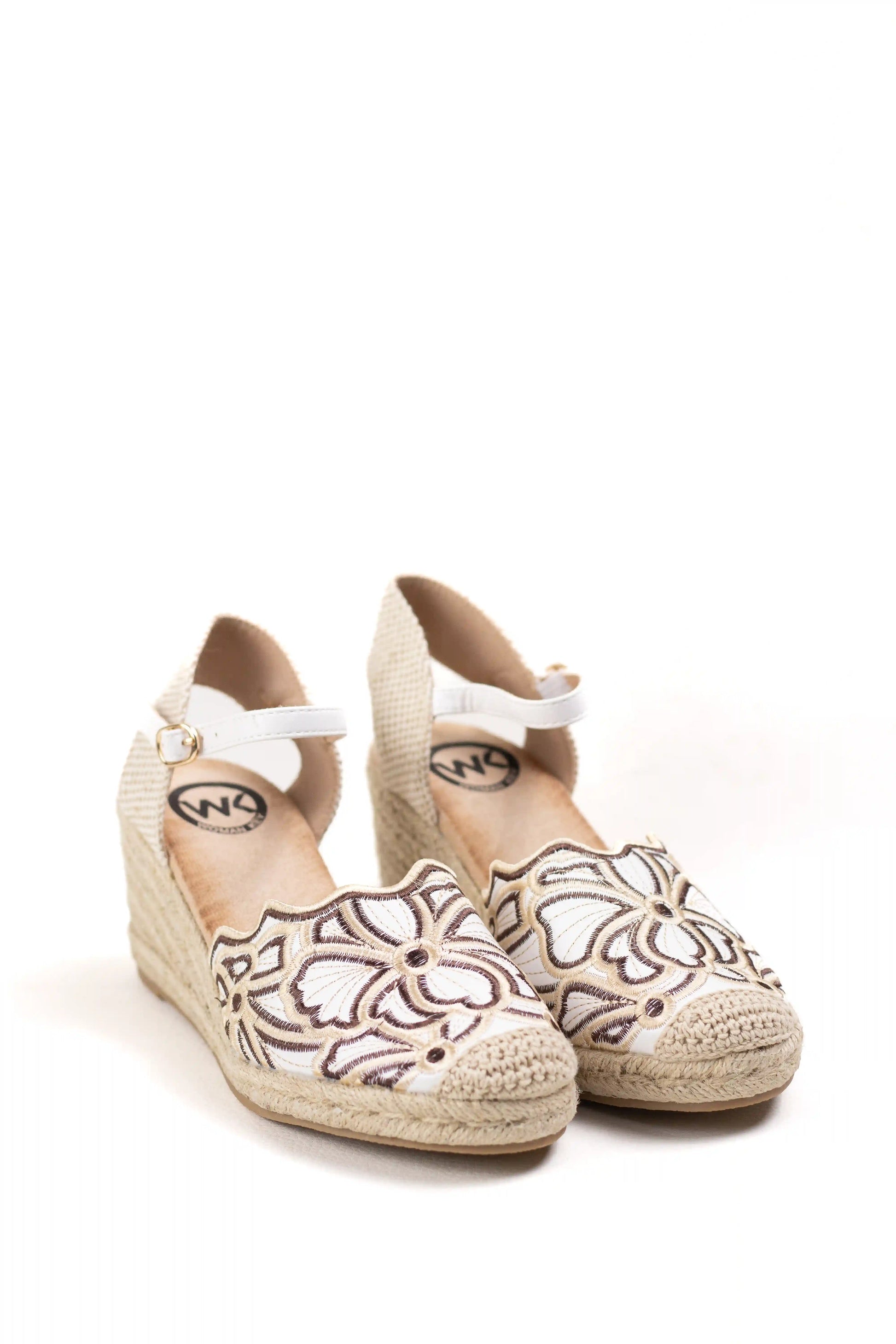 alpargatas cuna plataforma con bordado artesanal y plantilla acolchada color Blanco talla 36