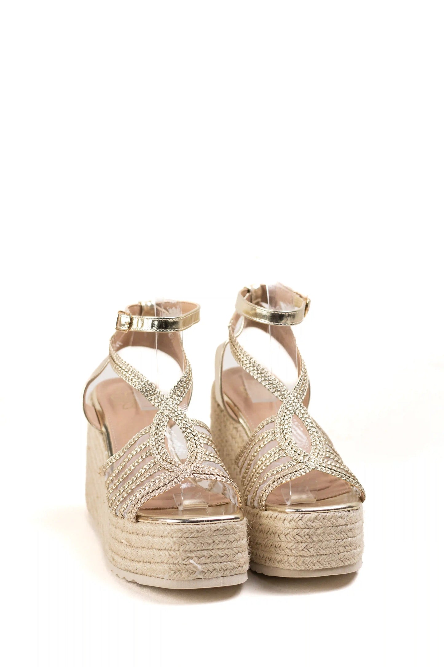 sandalias de cunas de esparto con plataforma y pulsera ajustable color Doradas talla 37