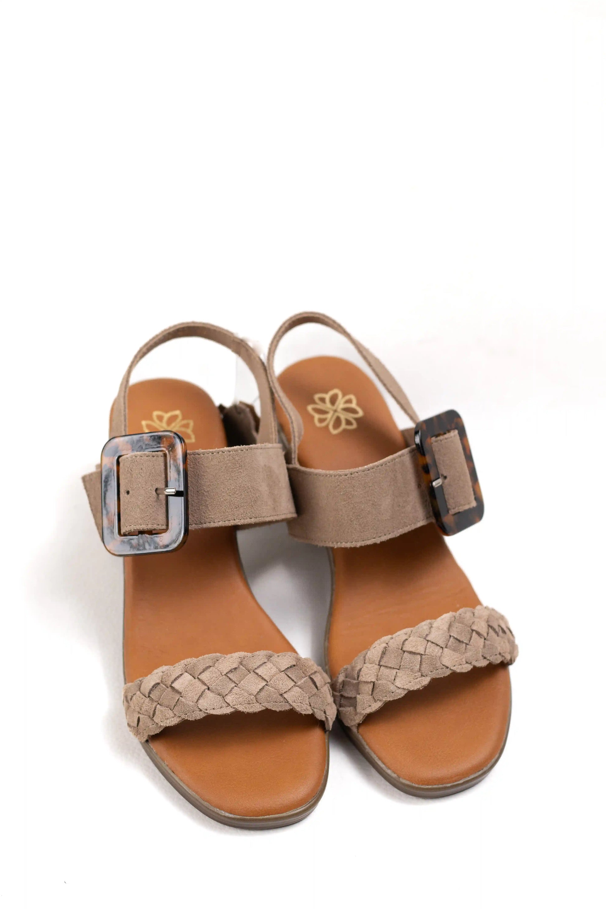sandalias de tacon medio en cuero con detalle trenzado y hebilla ajustable estilo casual elegante color Kaki talla 37