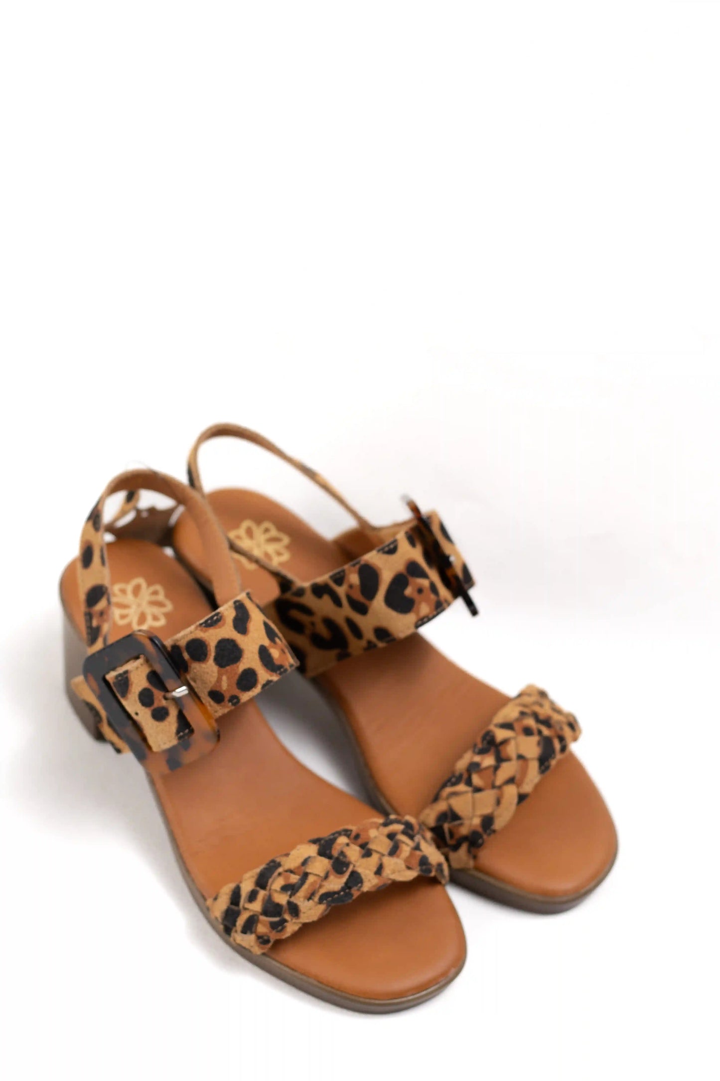 sandalias de tacon medio en cuero con detalle trenzado y hebilla ajustable estilo casual elegante color Beige talla 41