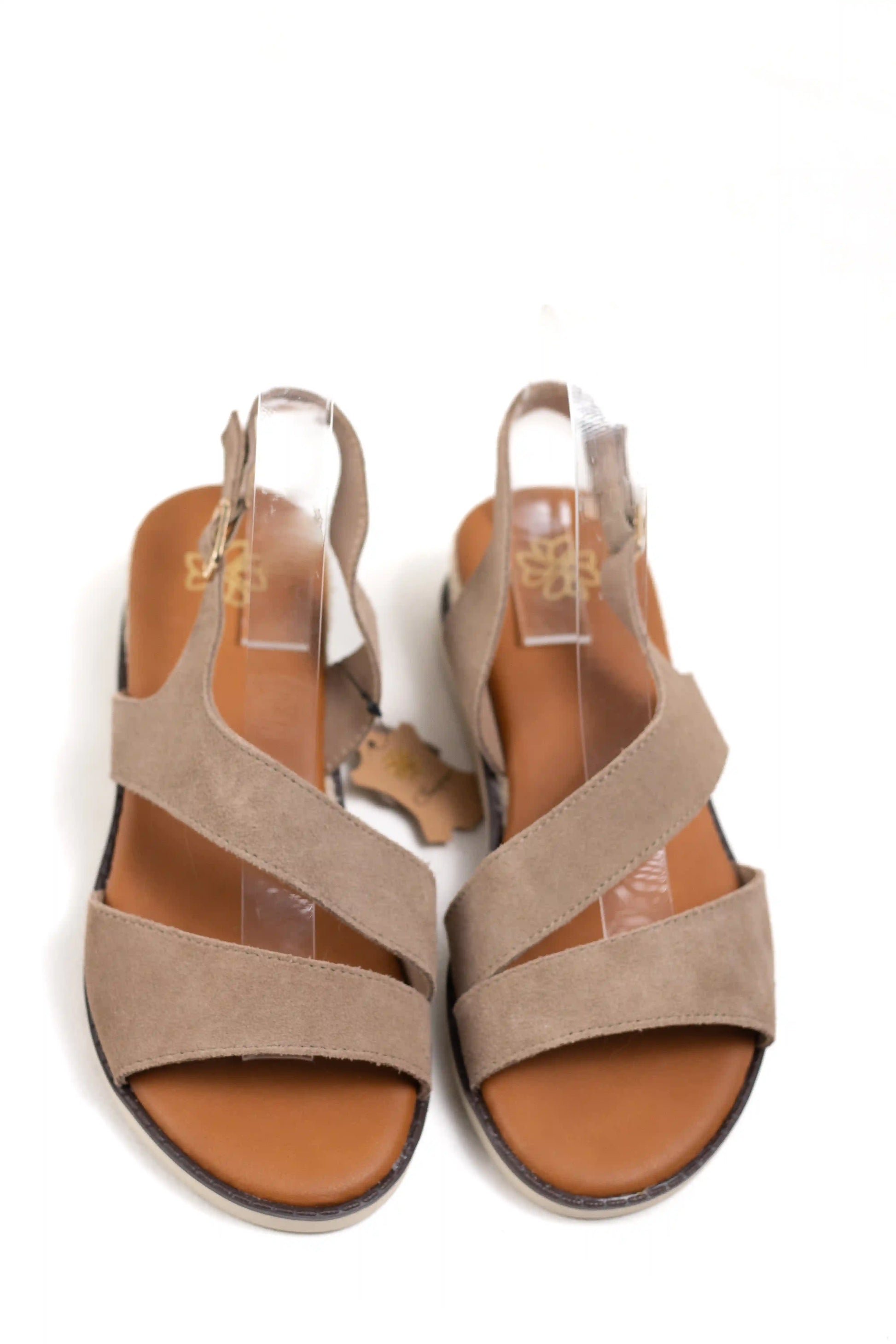 sandalias de piel con cuna y tiras cruzadas suela antideslizante y hebilla ajustable color Kaki talla 38