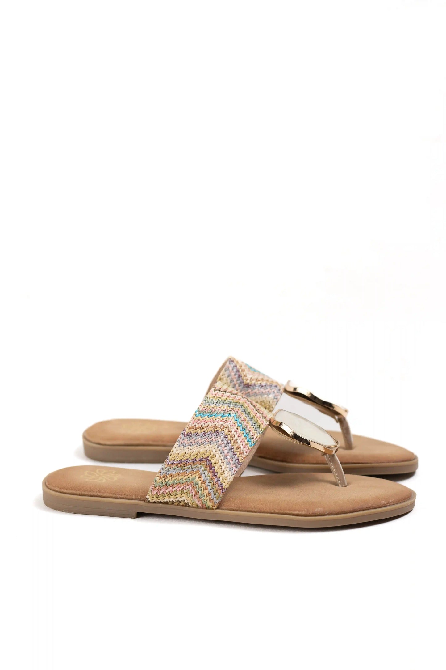 sandalias planas estilo boho con detalles de nacar y tejido multicolor color Rosa talla 39