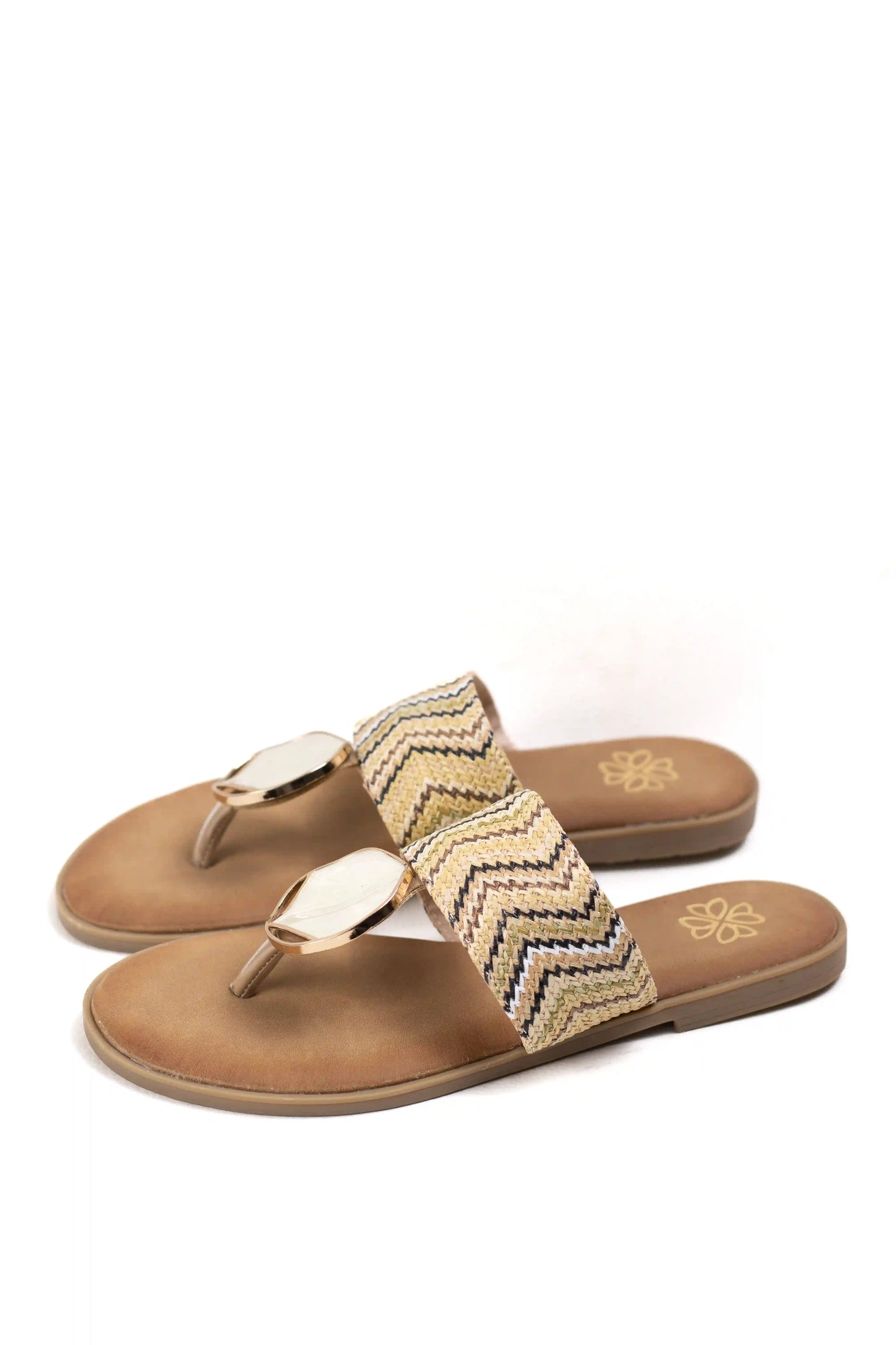 sandalias planas estilo boho con detalles de nacar y tejido multicolor color Rosa talla 41