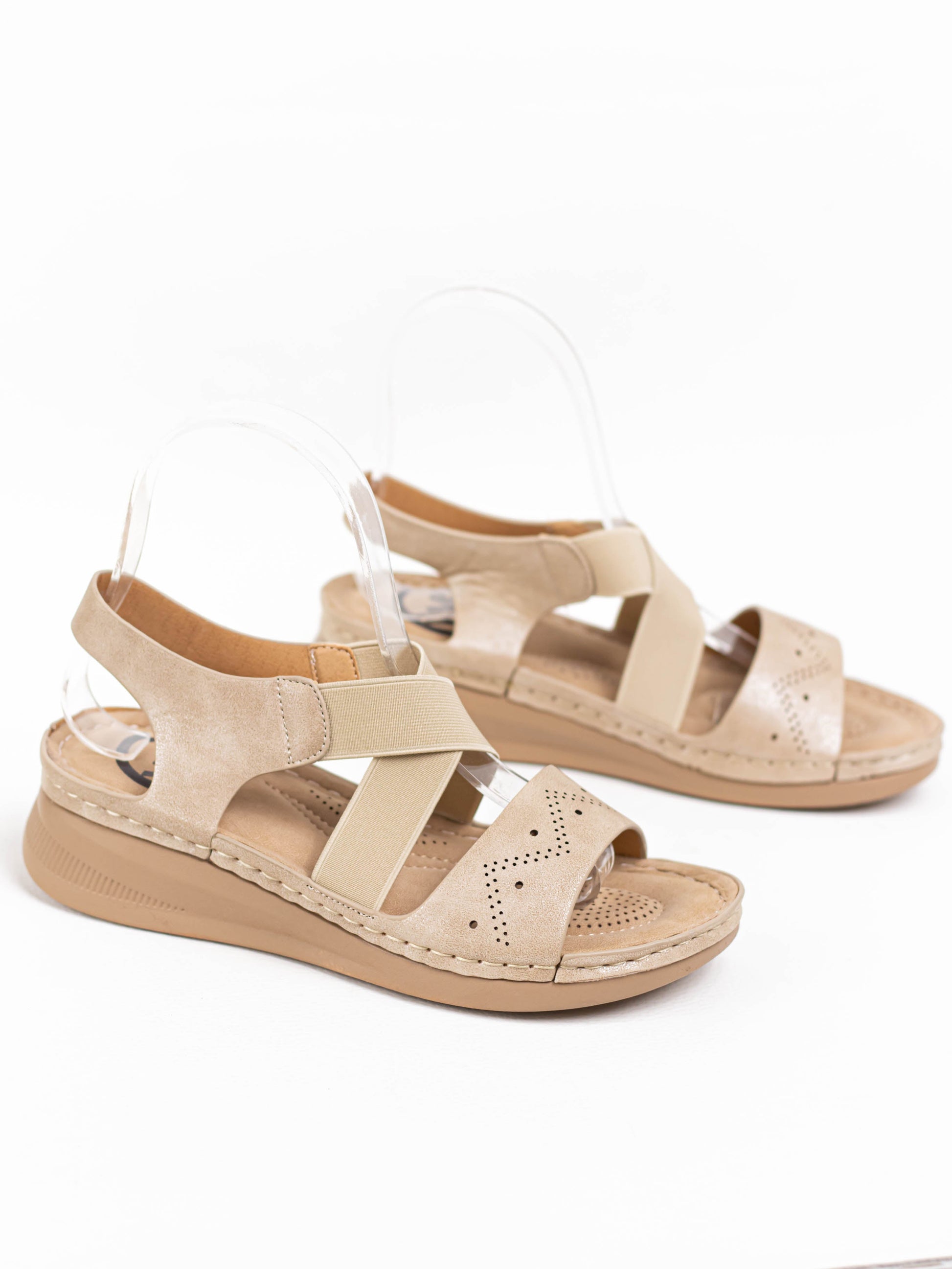 sandalias con elasticos con cuna Beige 37