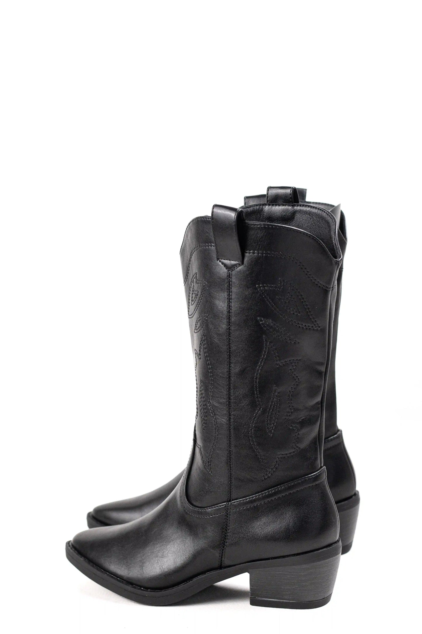 Botas camperas estilo cowboy de mujer con tacón bajo y bordados  western