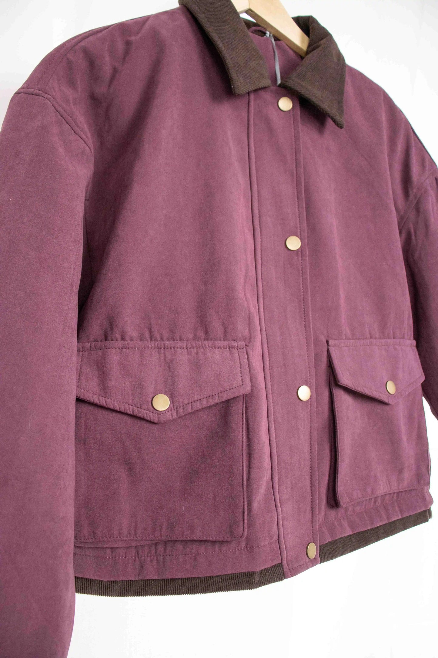 chaqueta corta estilo workwear con cuello contrastado Burdeos S