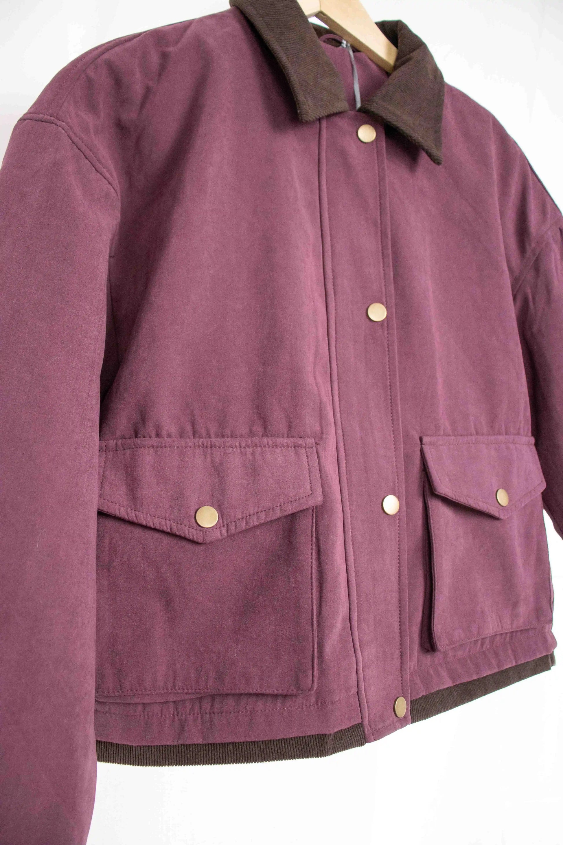 chaqueta corta estilo workwear con cuello contrastado Burdeos S