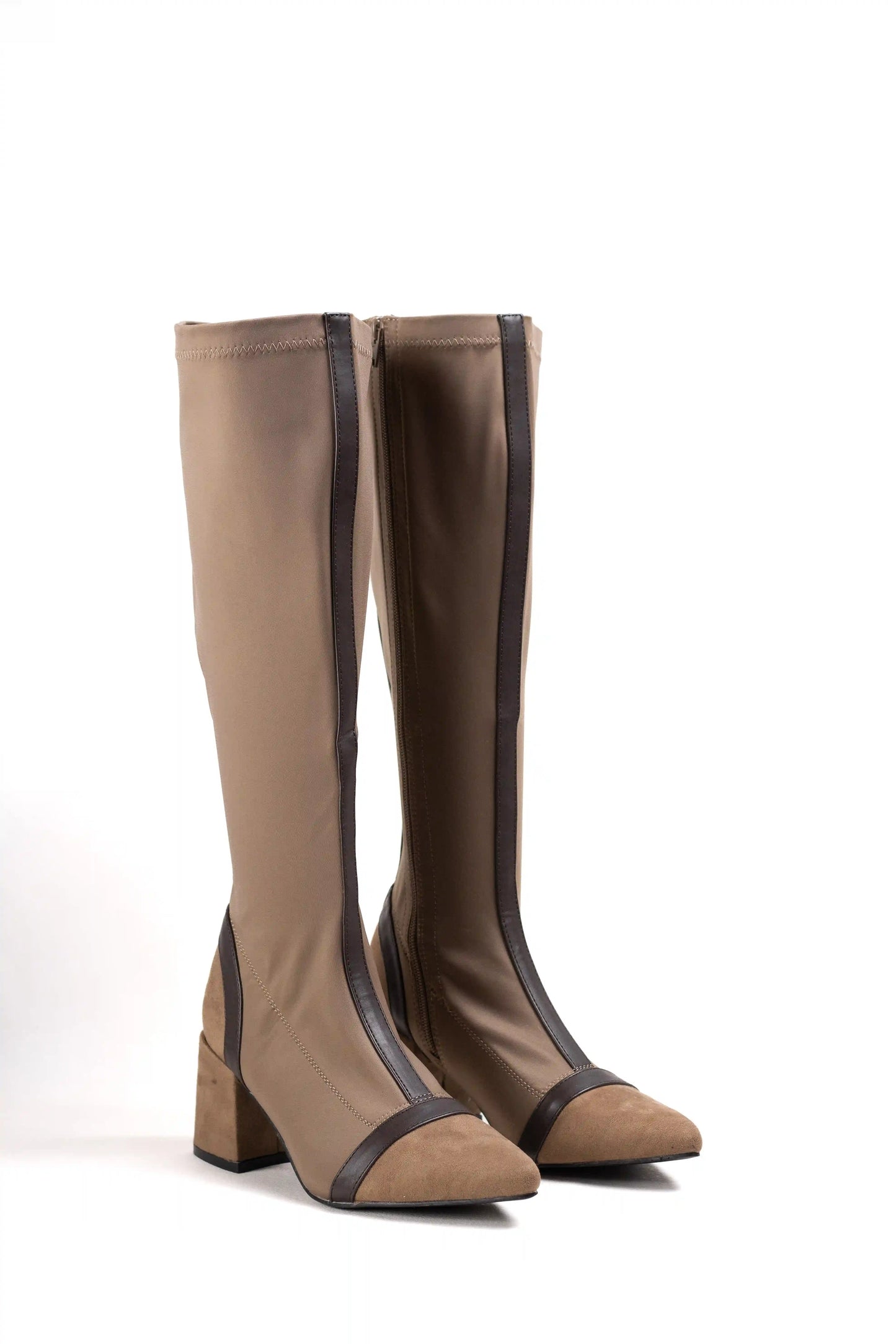 Botas altas de tacón ancho en ante y tejido elástico con diseño elegante