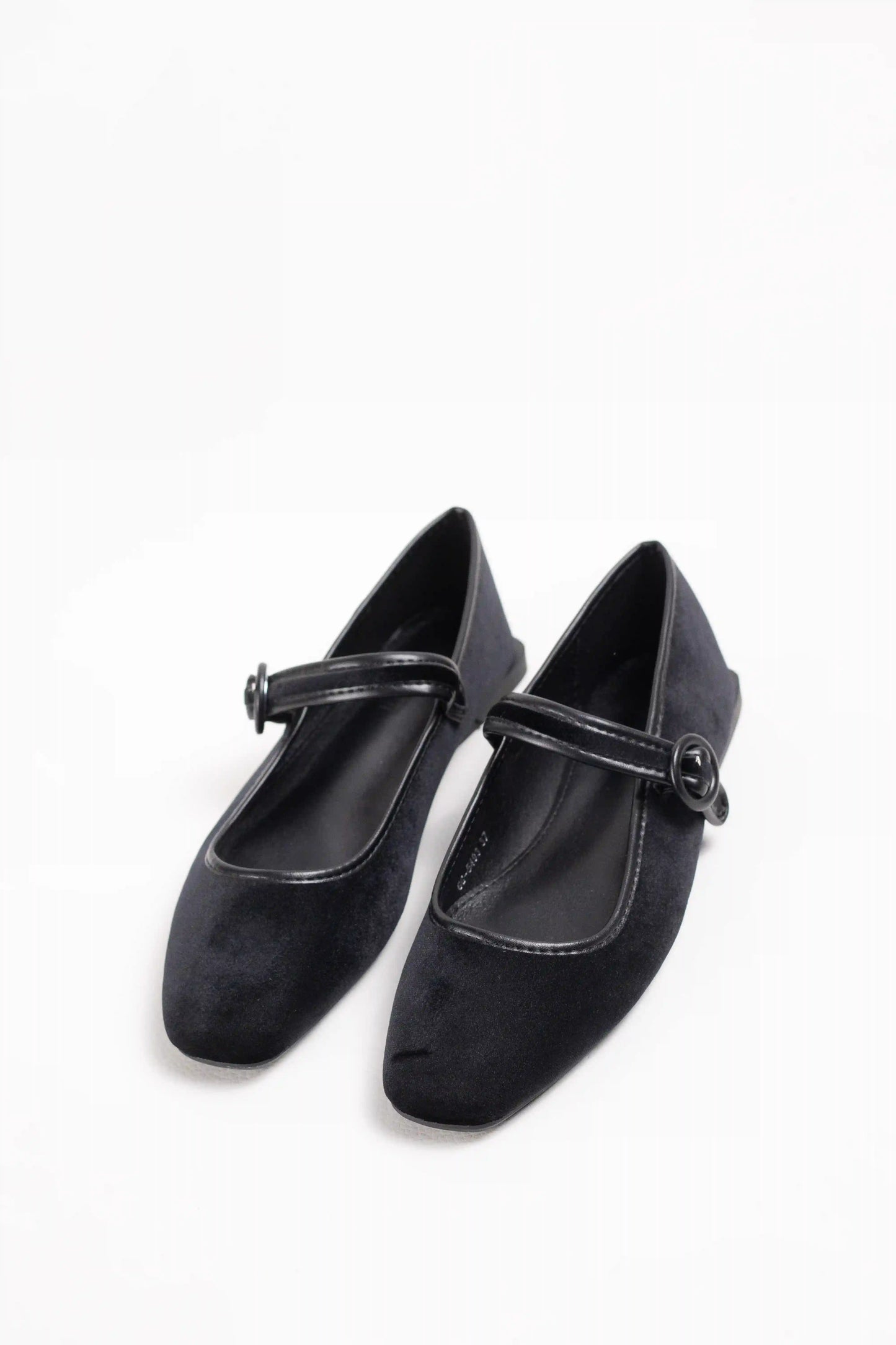 Bailarinas estilo Mary Jane con hebilla