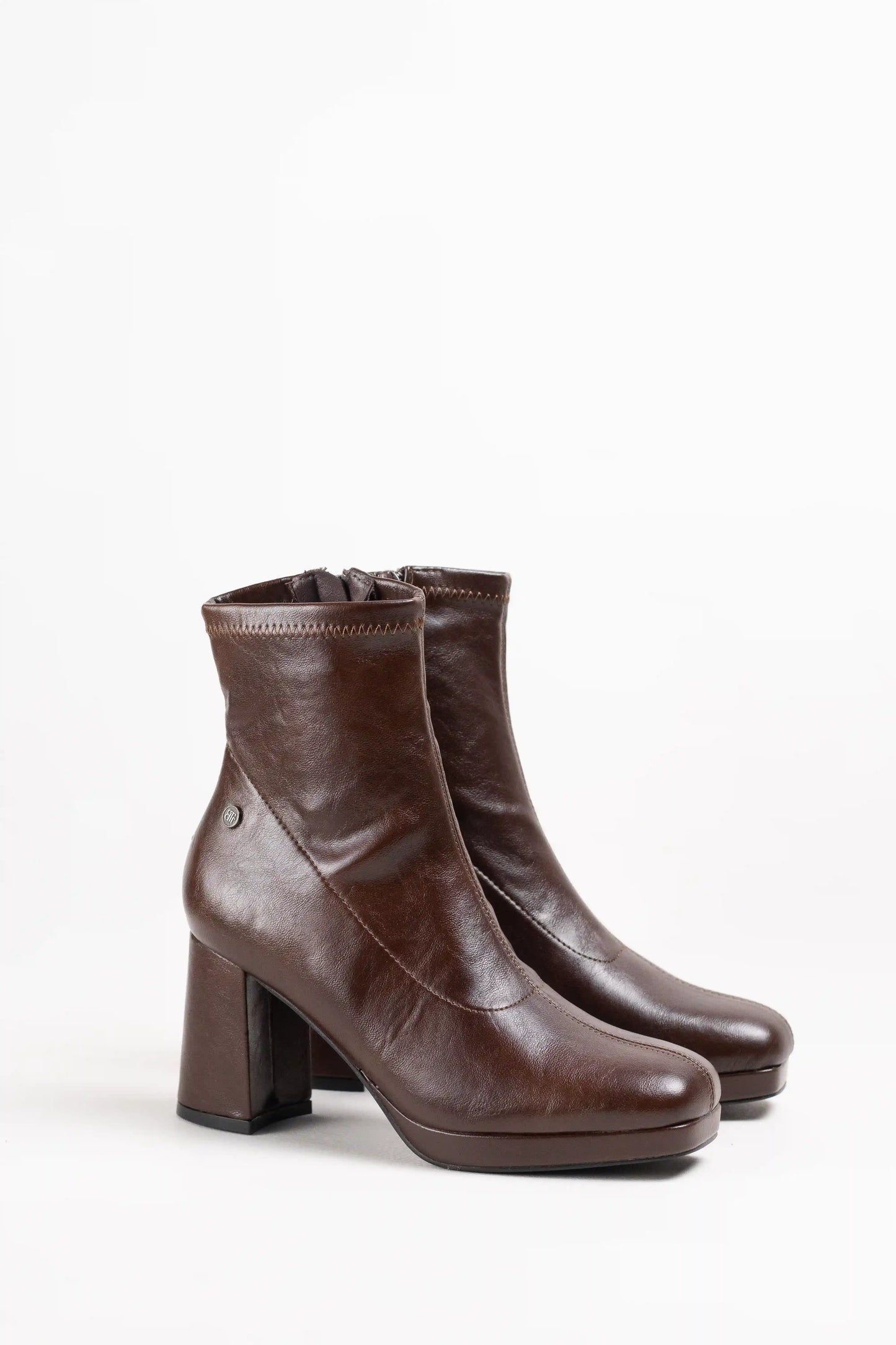 botines de tacon ancho con plataforma y cremallera lateral Marrón 37