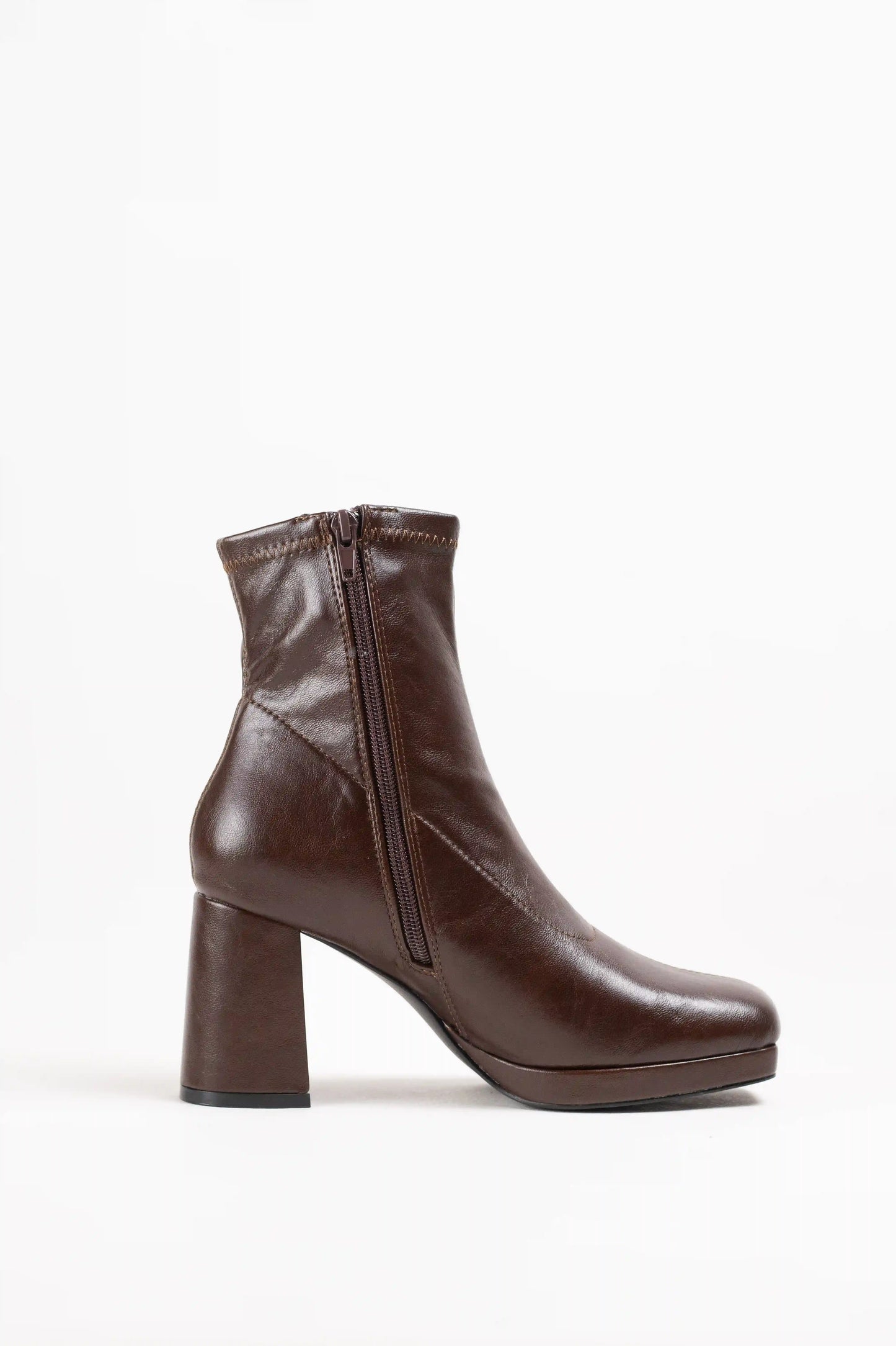 Botines de tacón ancho con plataforma y cremallera lateral