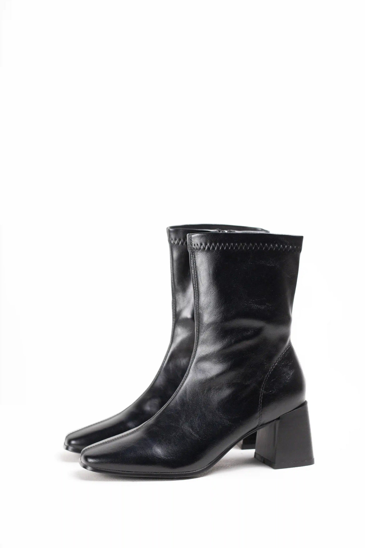 botines de piel sintetica con cana media punta fina y tacon ancho estable marron-2 41