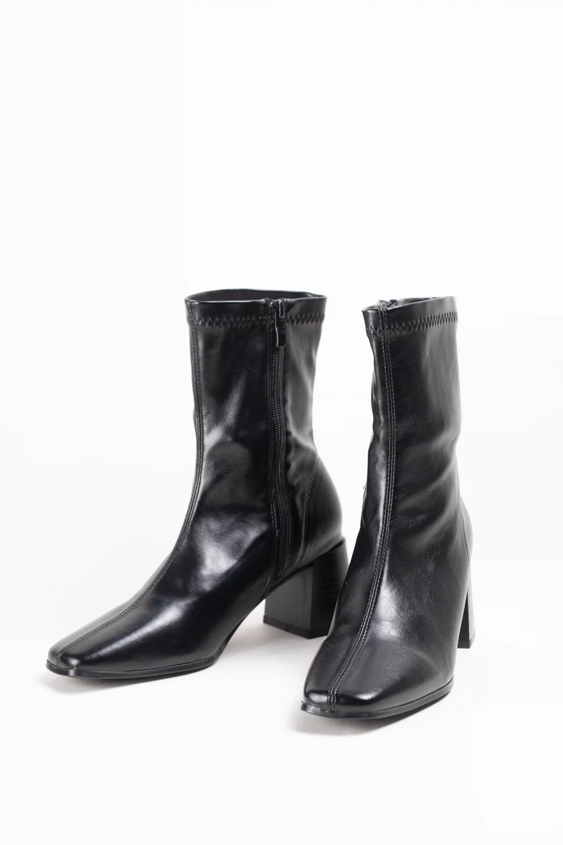 botines de piel sintetica con cana media punta fina y tacon ancho estable black 38