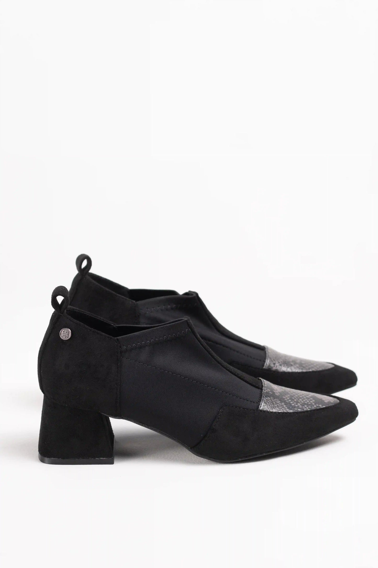 Botines de Tacón Medio con Contraste de Texturas y Punta Afilada