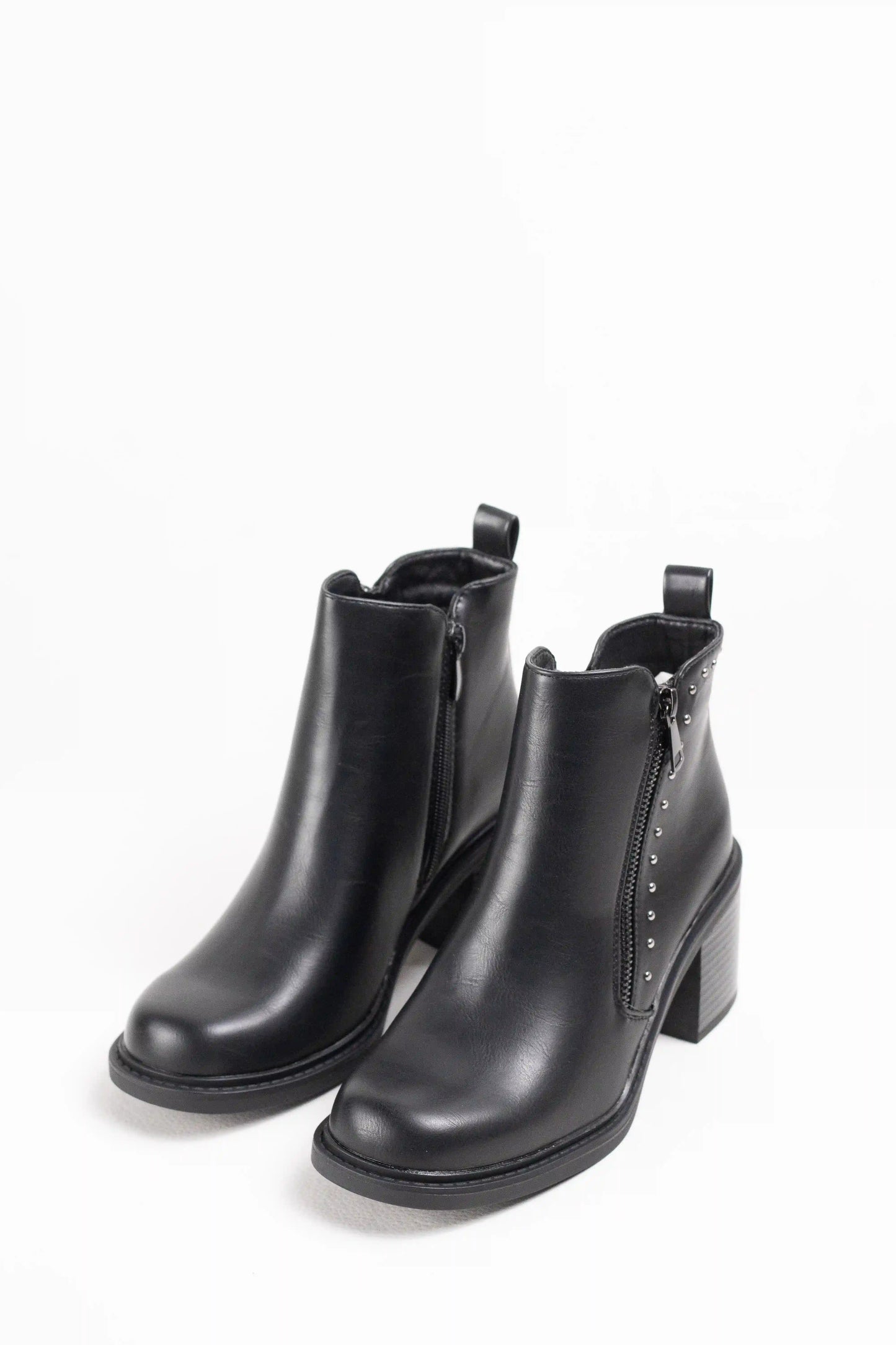 Botines de Tacón de Bloque con Cremallera y Remaches Metálicos