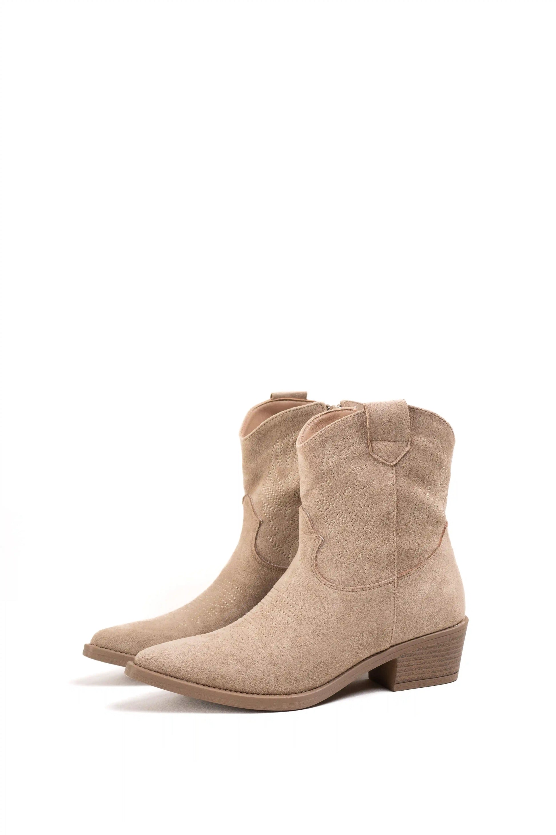 botines cowboy de ante con bordados y tacon cubano Khaki 36