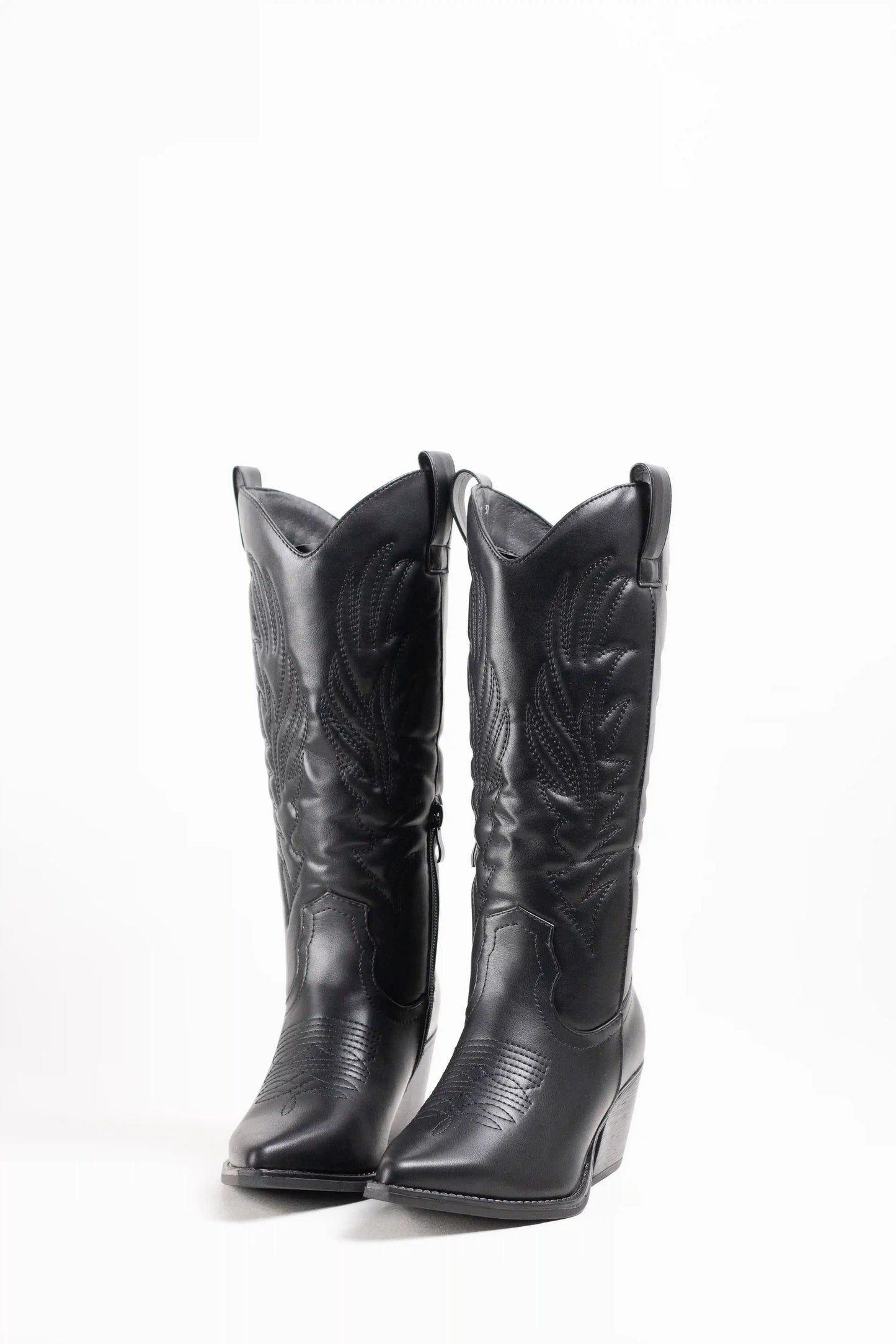 Botas Cowboy de Piel Sintética con Bordados, Caña Alta y Tacón Cubano