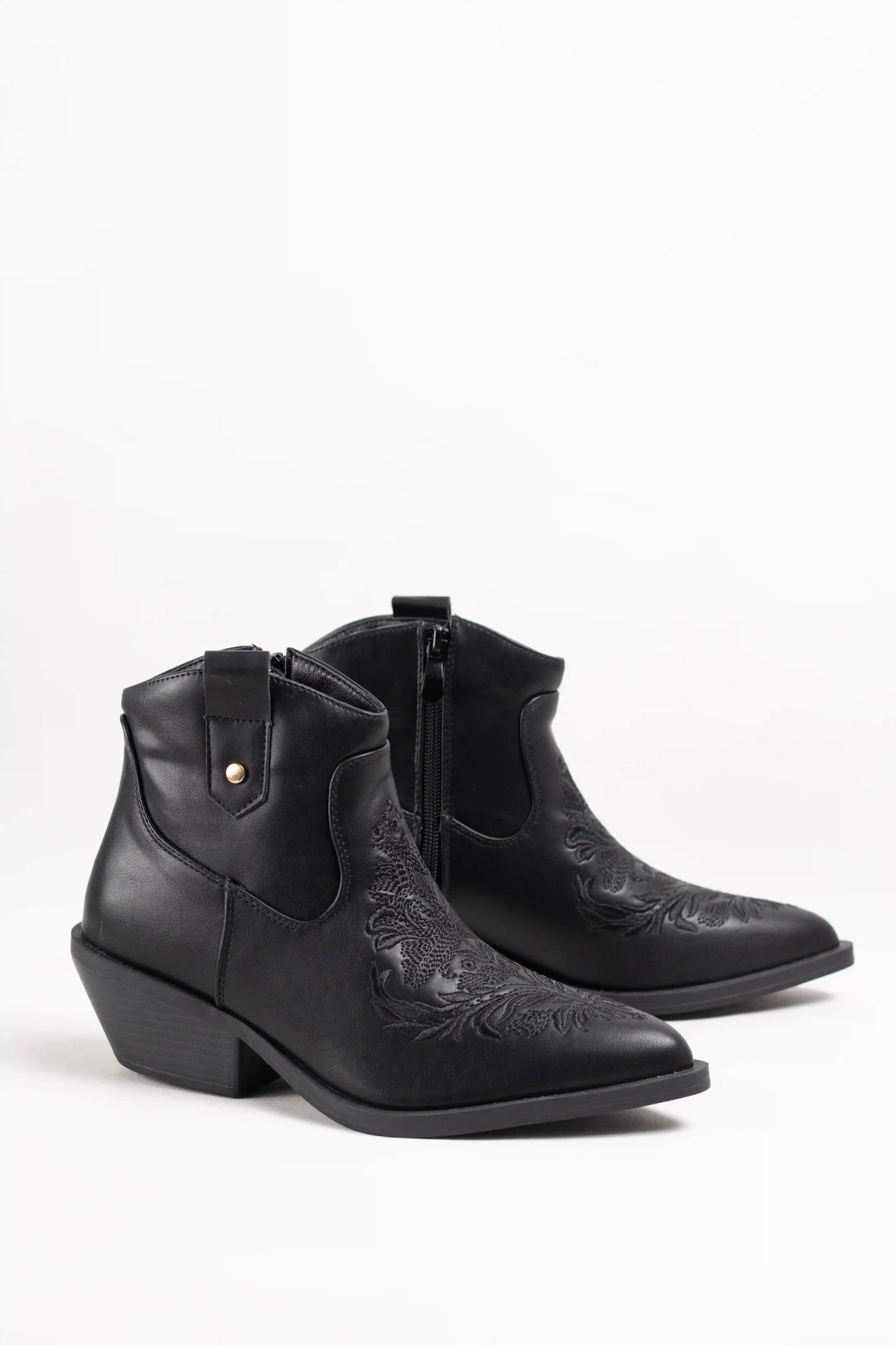 botines cowboy negros de cana corta con bordados tonales y cremallera Negro 40