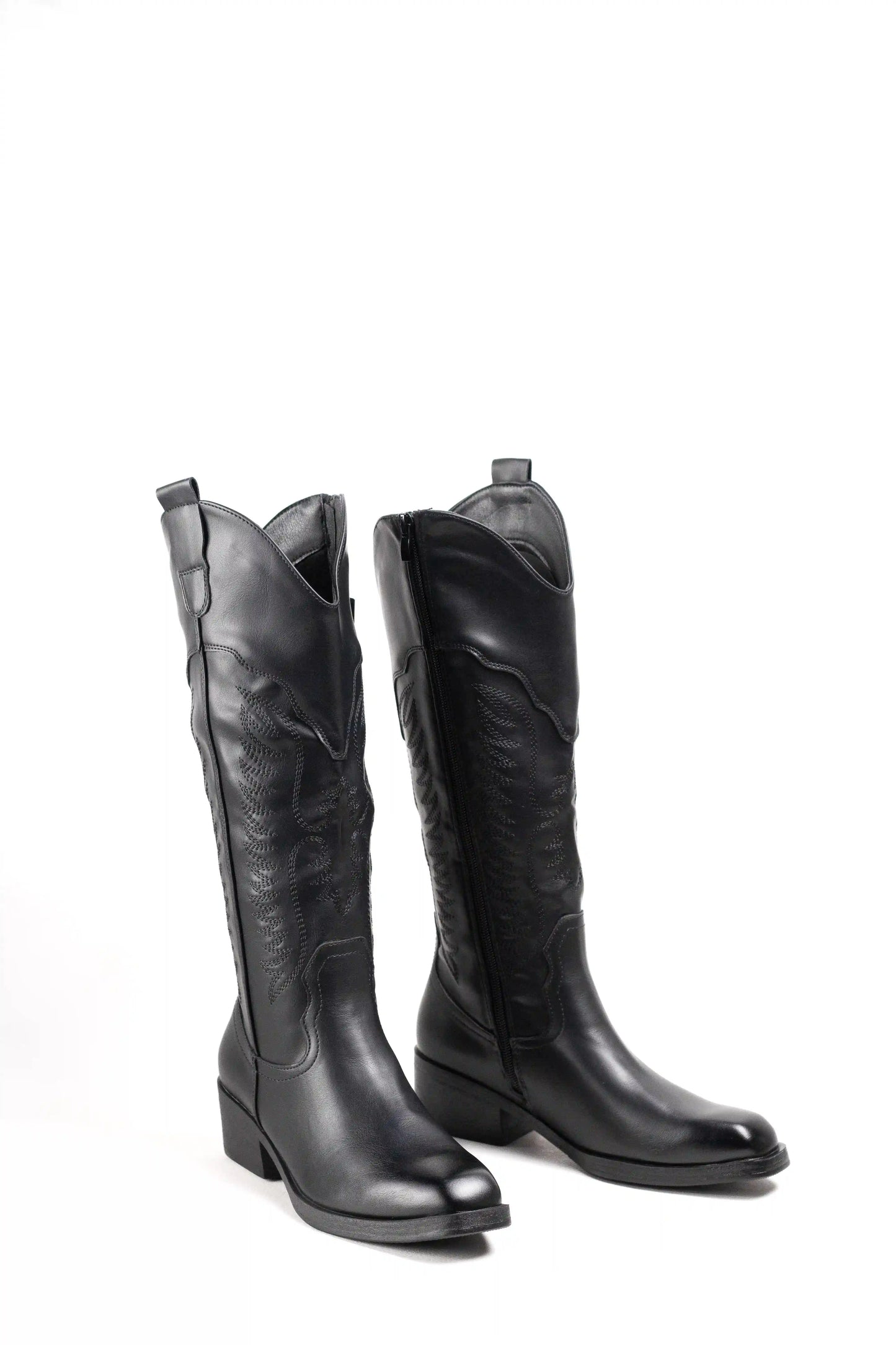 Botas cowboy mujer clásicas con tacón medio y bordado