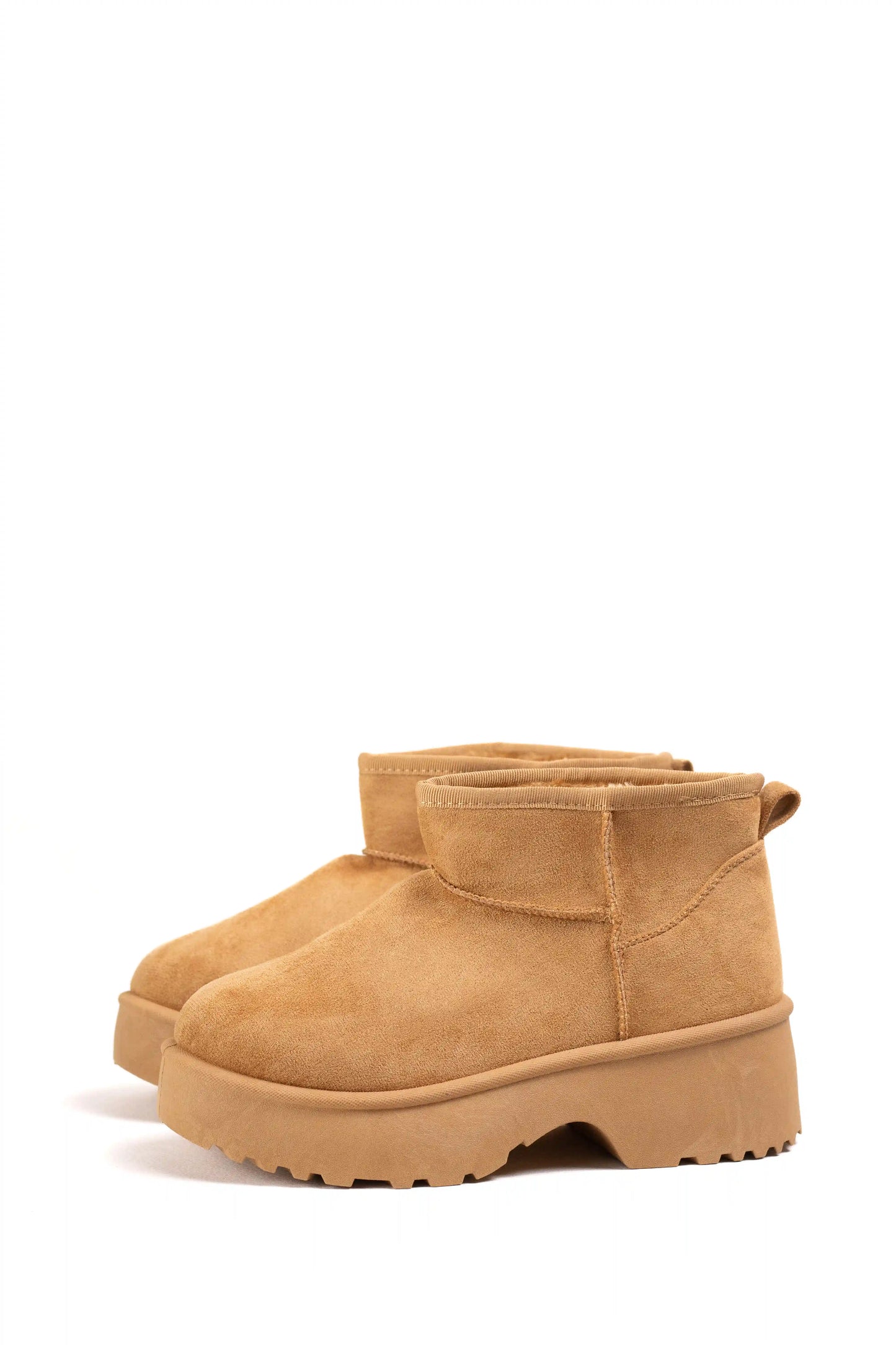 Botines de borreguito sintético con plataforma