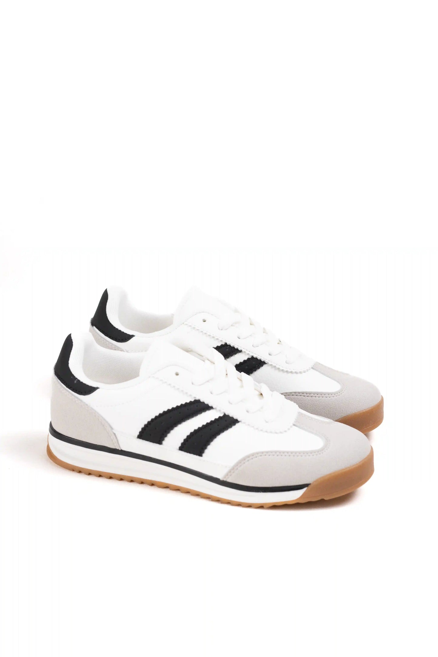 Zapatillas deportivas retro estilo 70s con suela dentada