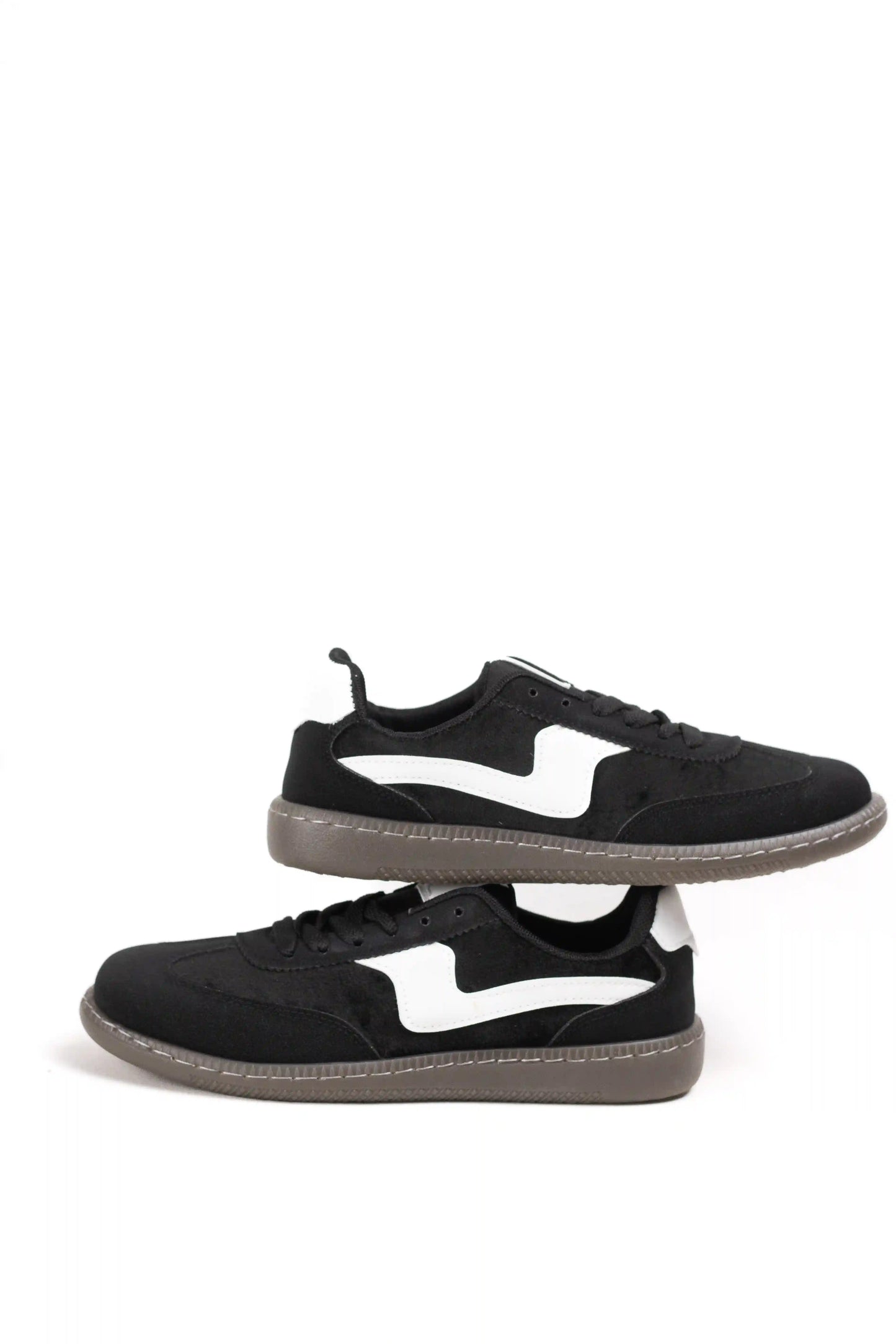 Zapatilla urbana mujer detalle animal print y suela antideslizante