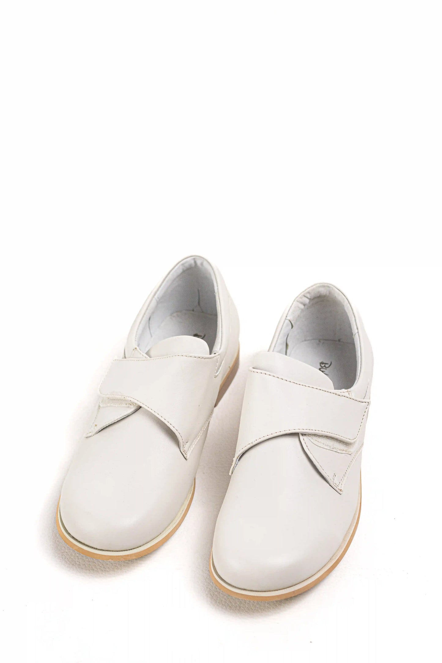 zapato blucher de piel sintetica crema estilo colegial ceremonia cierre de velcro y suela plana beige-1 38