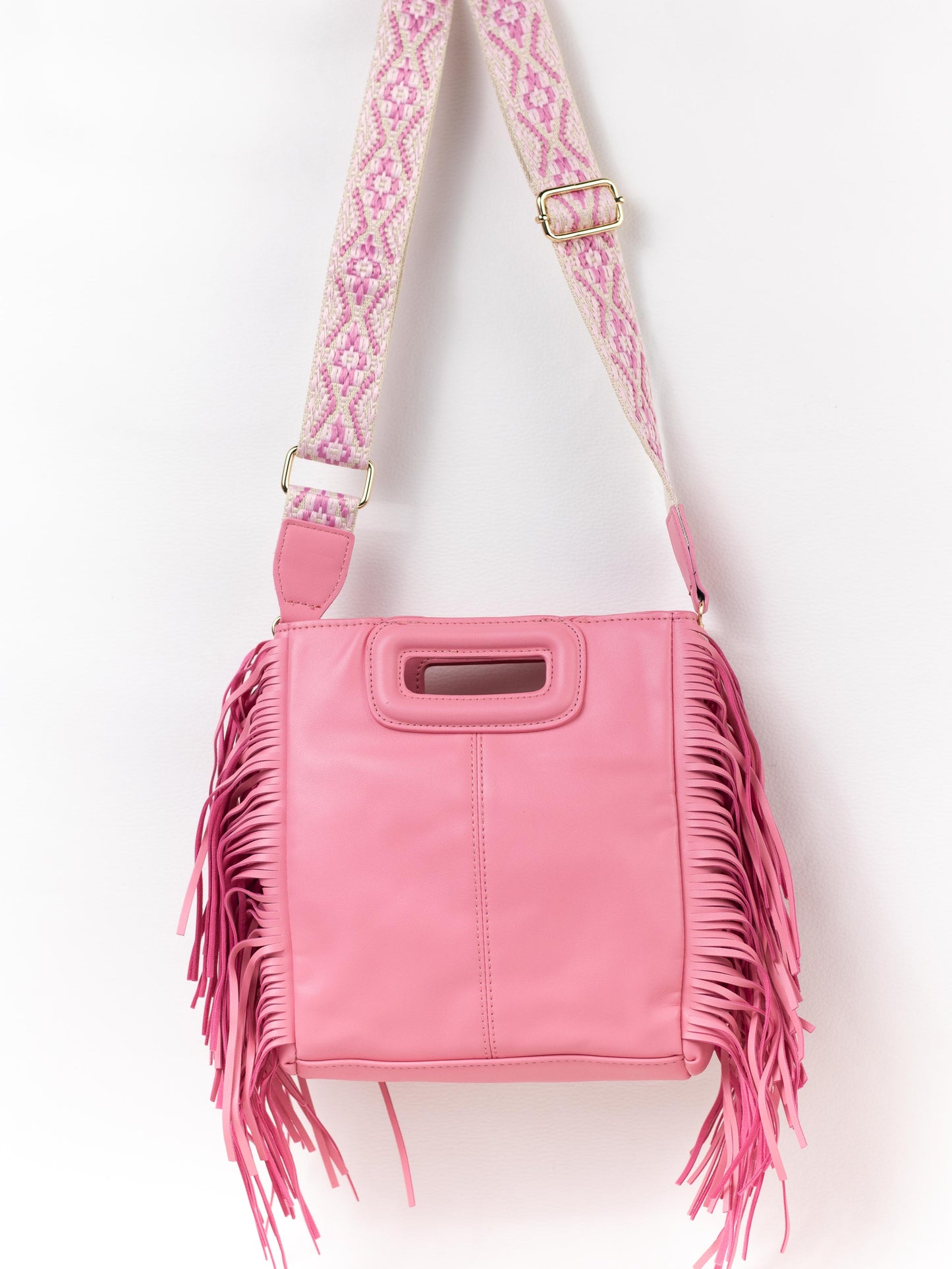 bolso cuadrado piel vegana con flecos Rosa