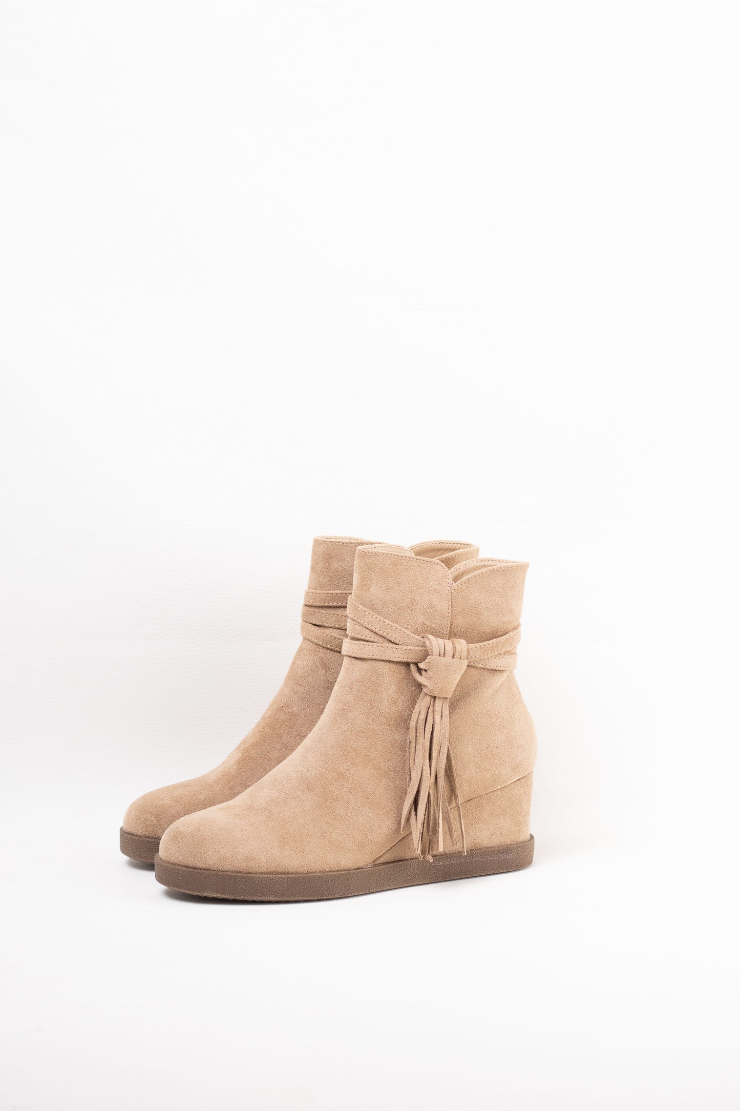 botines cunas con flecos Beige 37
