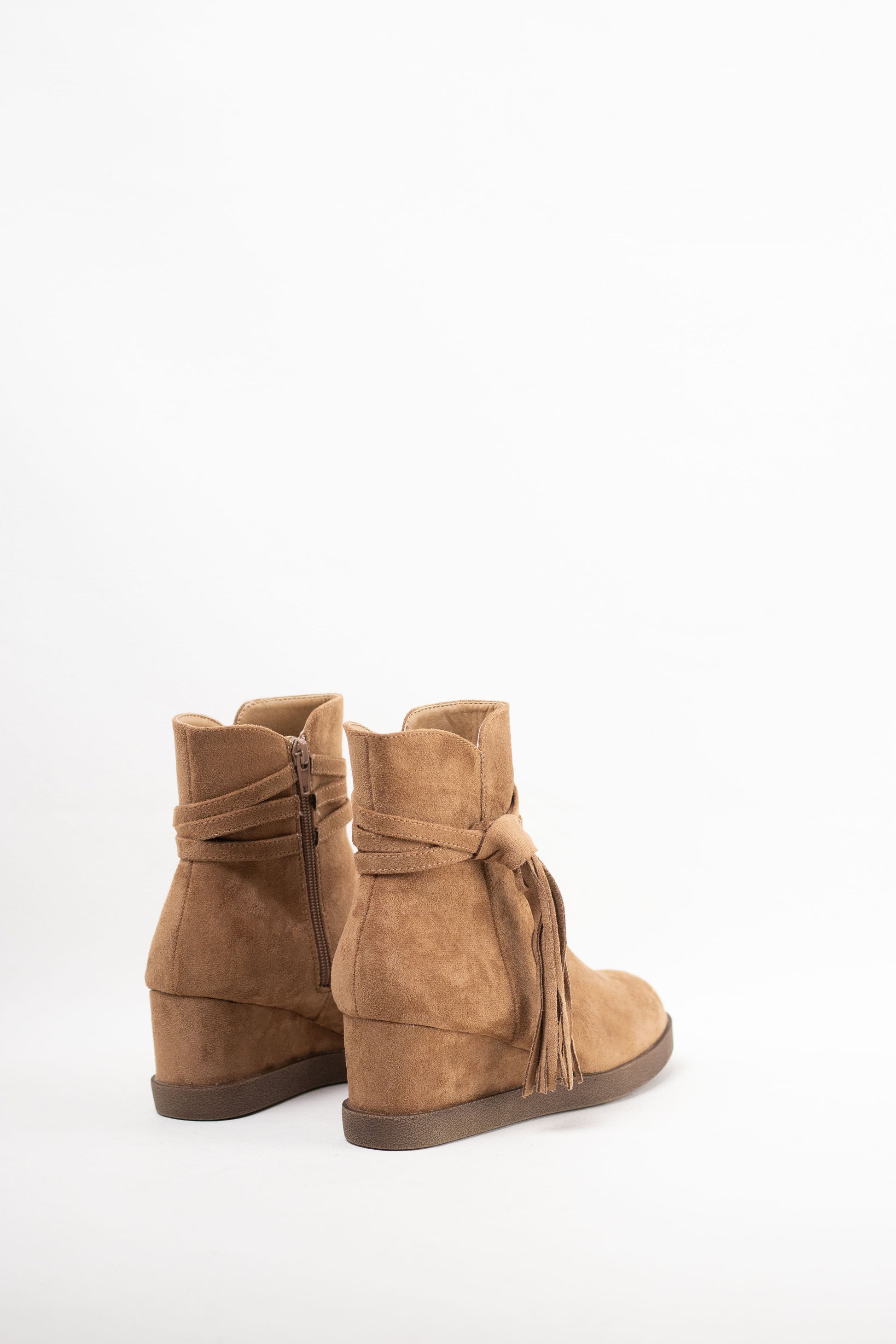 botines cunas con flecos Camel 40