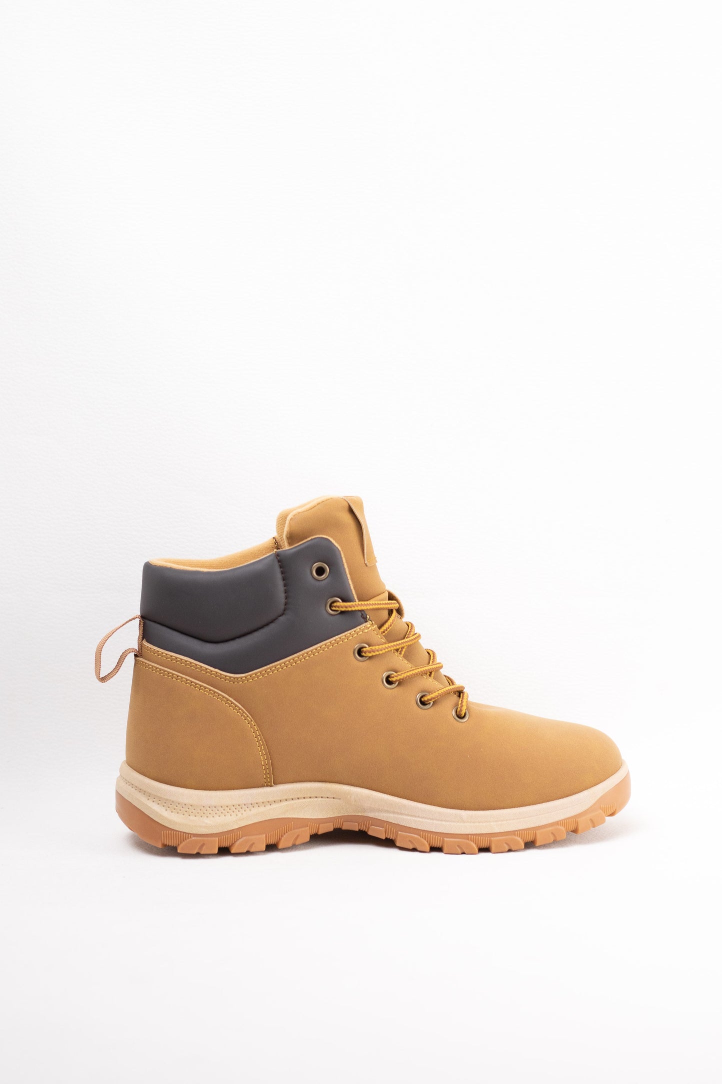 botas senderismo hombre con cordones Camel 44