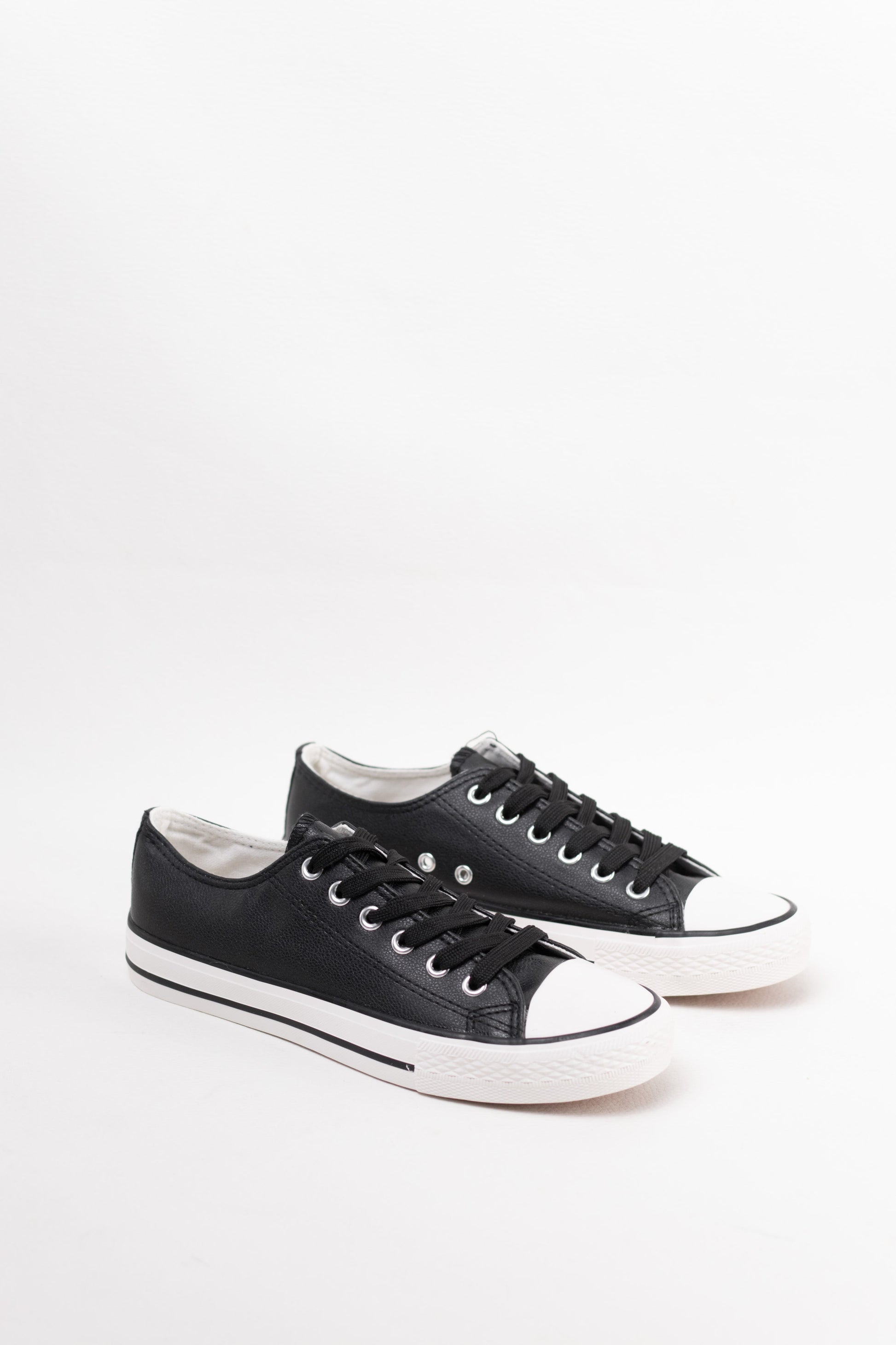 zapatillas de cuero sintetico con cordones Negro 41